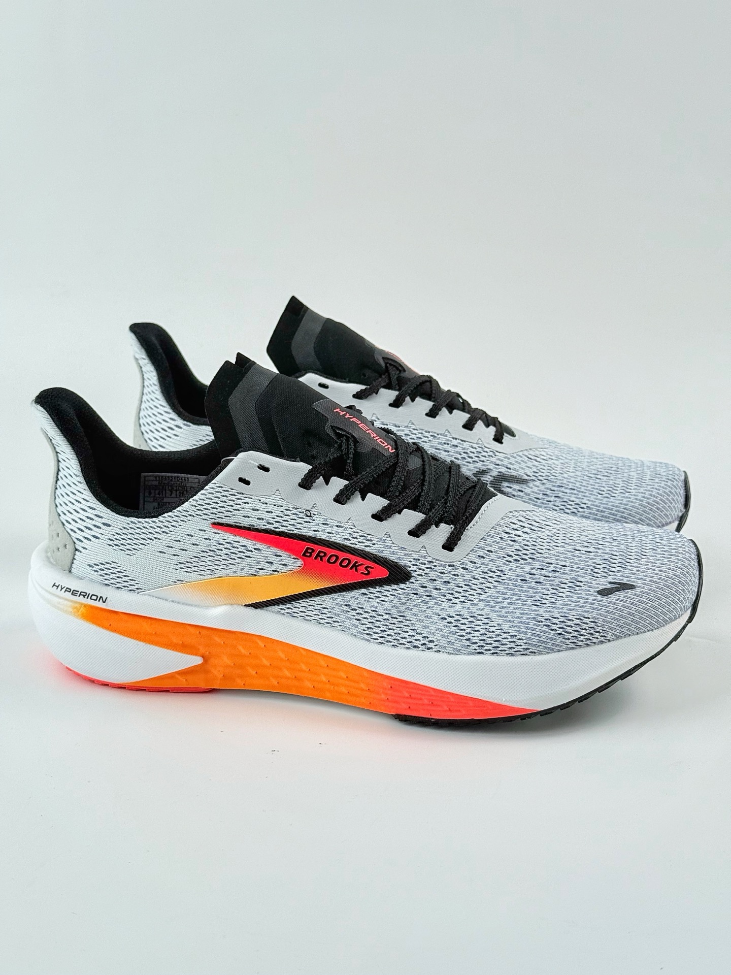 Brooks Hyperion Max 2 布鲁克斯 烈风2系列低帮透气缓震支撑休闲运动慢跑鞋 110434 1D 443