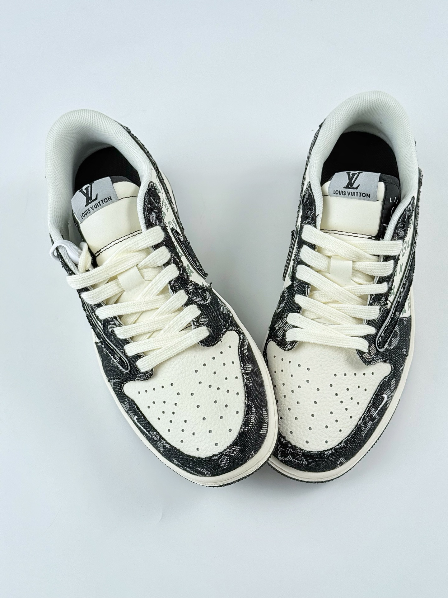 Travis Scott x Nike Air Jordan 1 Low x Louis Vuitton Air Jordan 1 Low 反转绿白棕小钩倒钩 XD0798-301