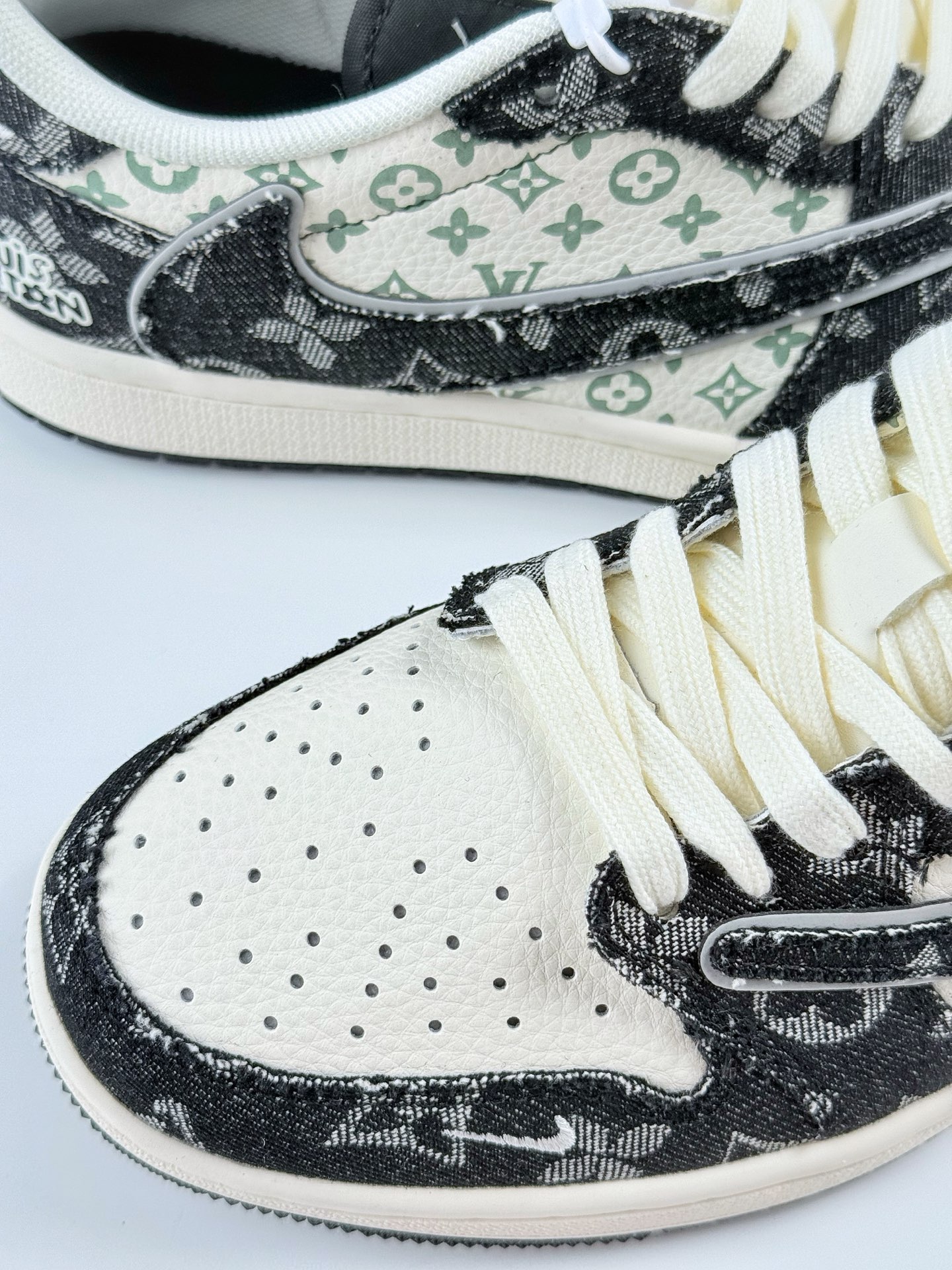 Travis Scott x Nike Air Jordan 1 Low x Louis Vuitton Air Jordan 1 Low 反转绿白棕小钩倒钩 XD0798-301