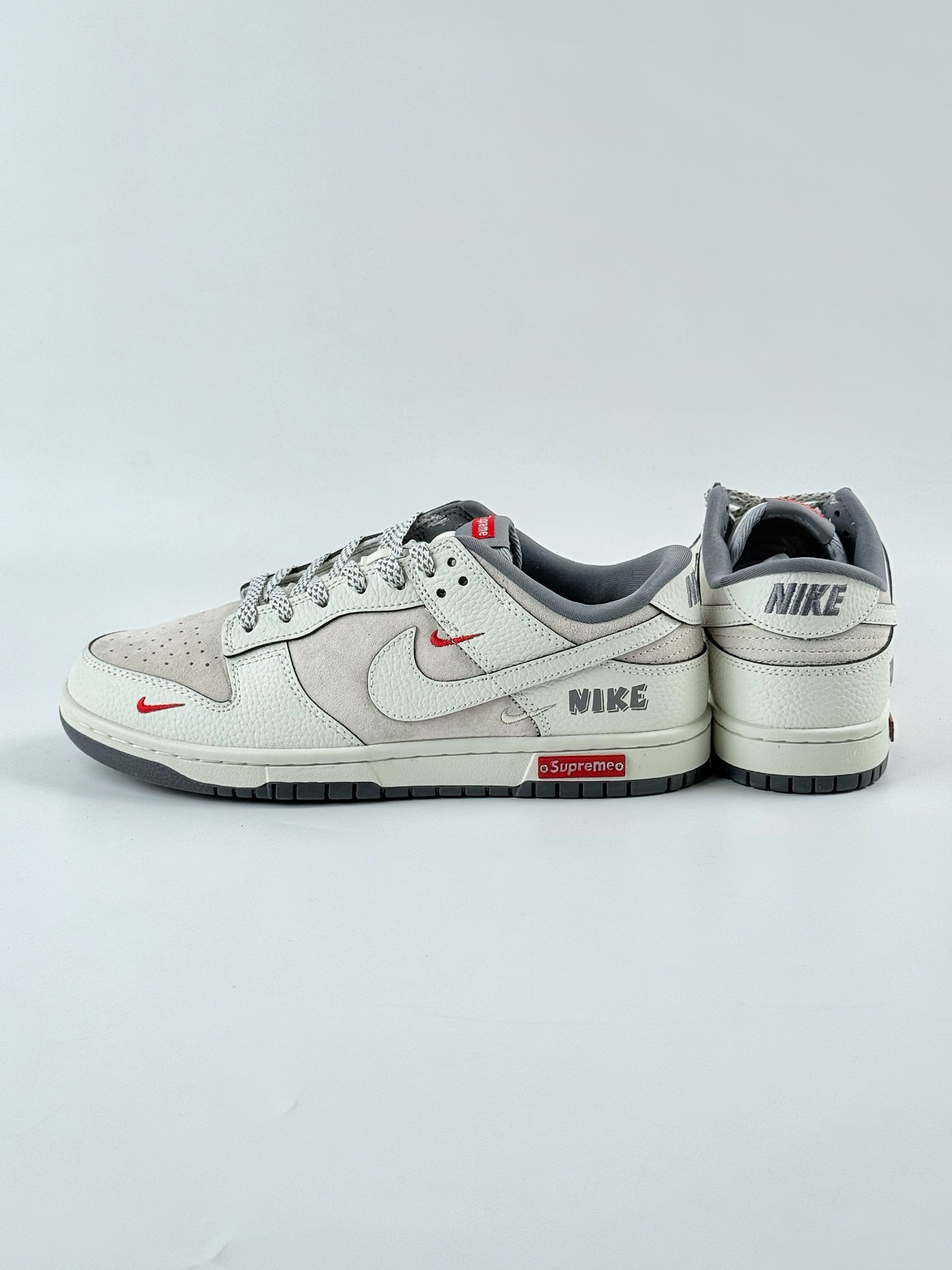 Nike SB Dunk Low x Supreme 白灰红三小钩满天星 SC9207-412
