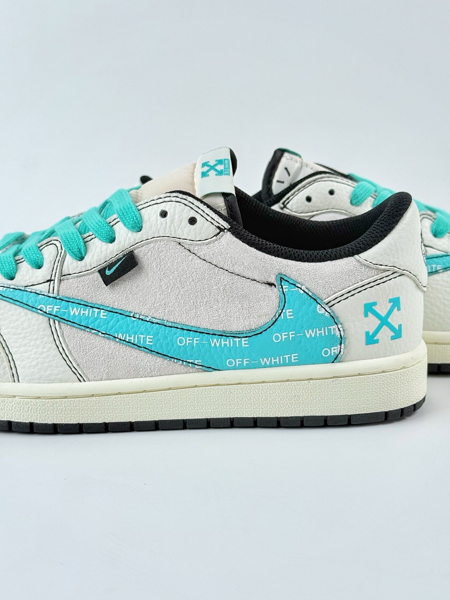 Travis Scott x Nike Air Jordan 1 Low x OFF-WHITE Air Jordan 1 Low 反转白青倒钩 XZ5749-005