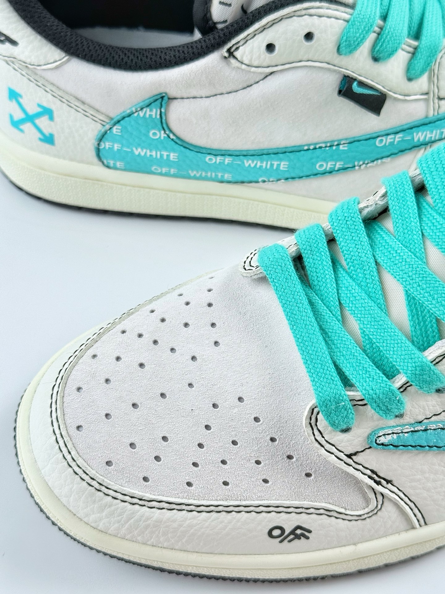 Travis Scott x Nike Air Jordan 1 Low x OFF-WHITE Air Jordan 1 Low 反转白青倒钩 XZ5749-005
