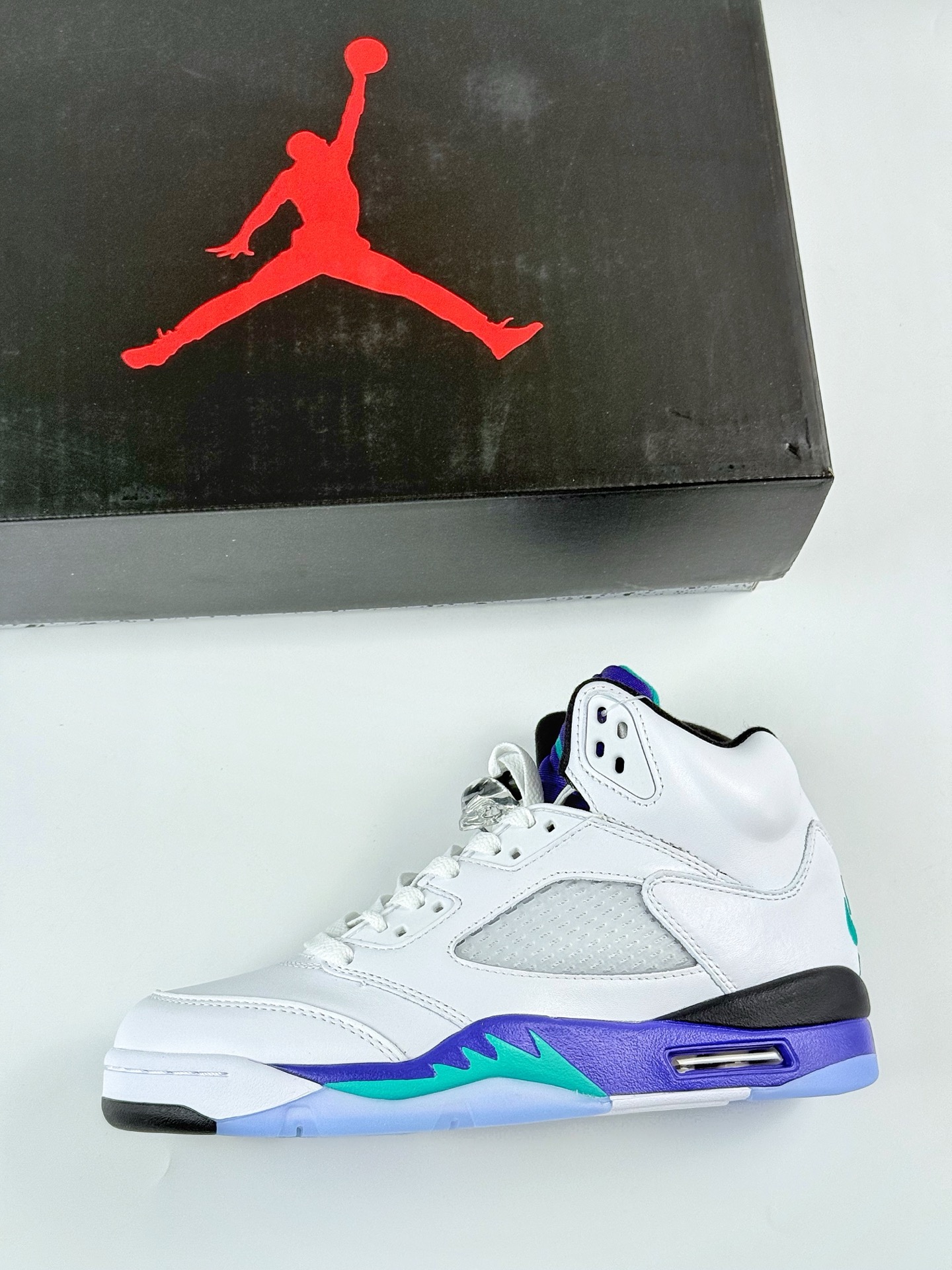 Nike Air Jordan 5 ”Grape” 白紫 HQ7978-100