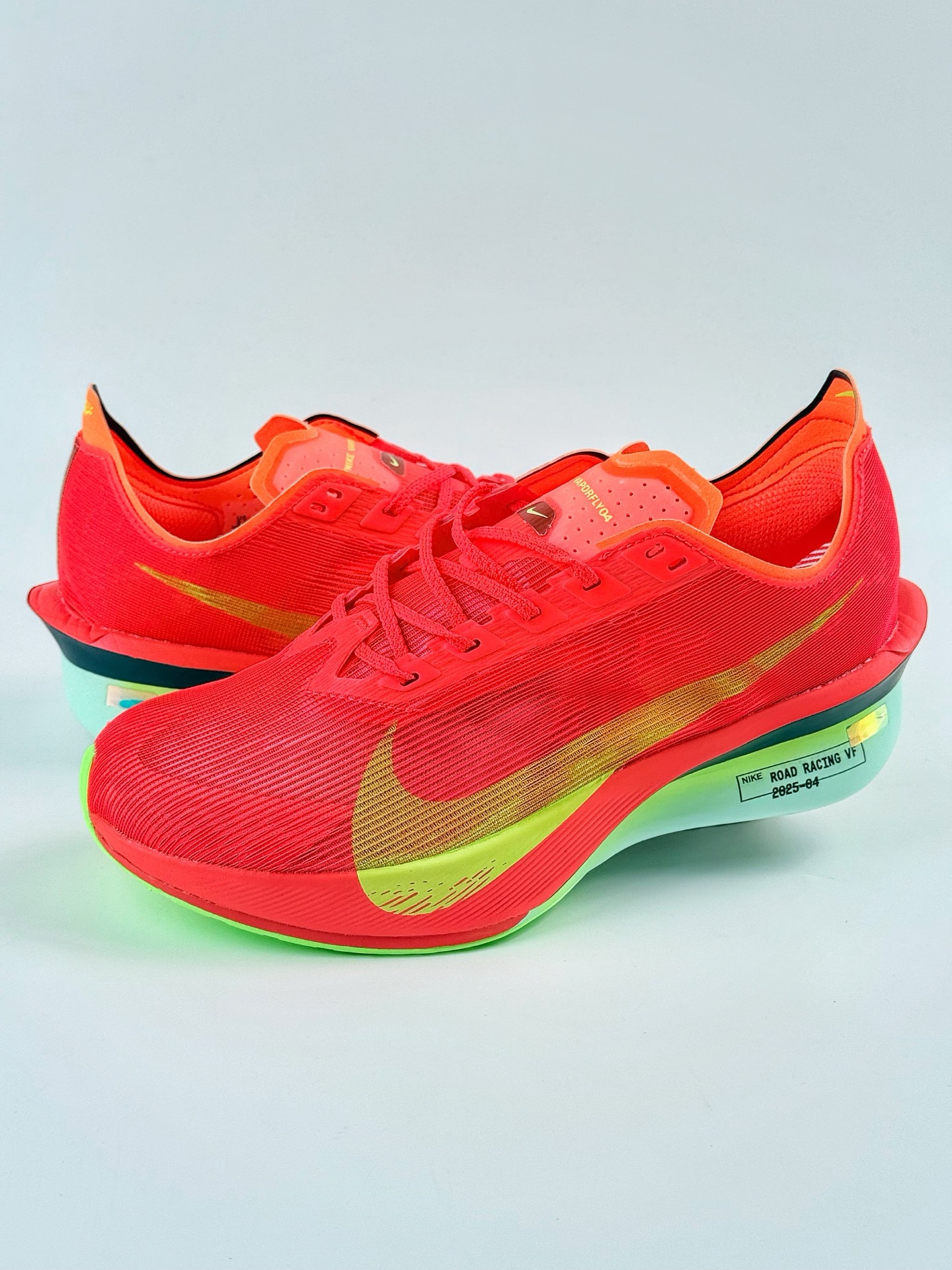 240 Nike Air Zoom VaporFly Next 4% 减震马拉松跑步鞋 HF6414-600