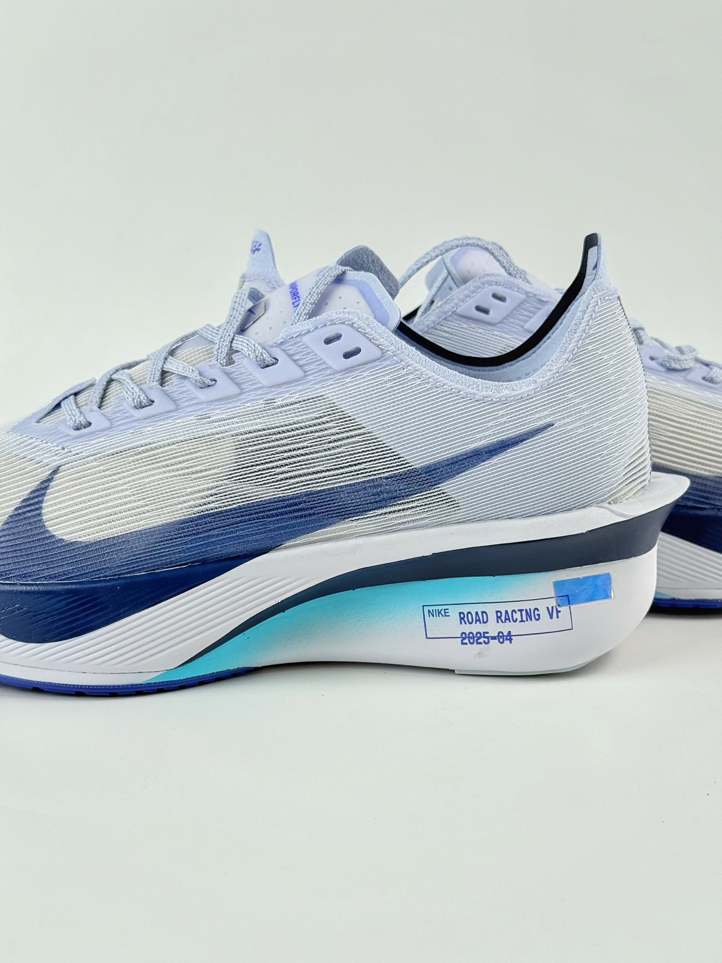 240 Nike Air Zoom VaporFly Next 4% 减震马拉松跑步鞋 HF6414-001