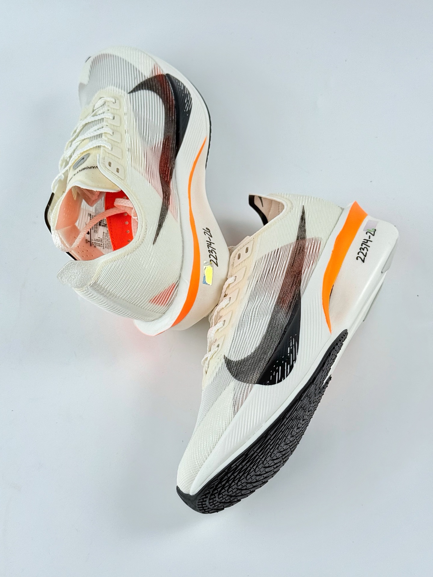 240 Nike Air Zoom VaporFly Next 4% 减震马拉松跑步鞋 HF6413-100