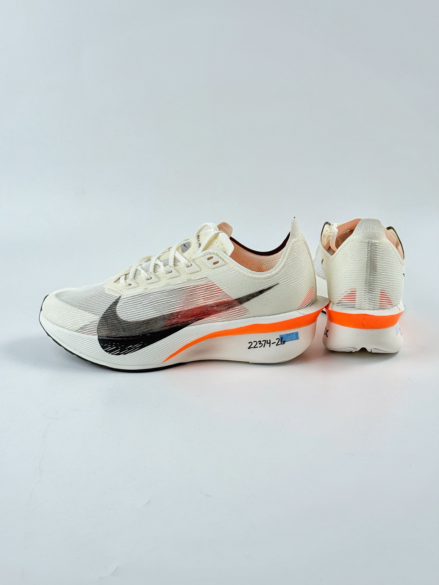 240 Nike Air Zoom VaporFly Next 4% 减震马拉松跑步鞋 HF6413-100