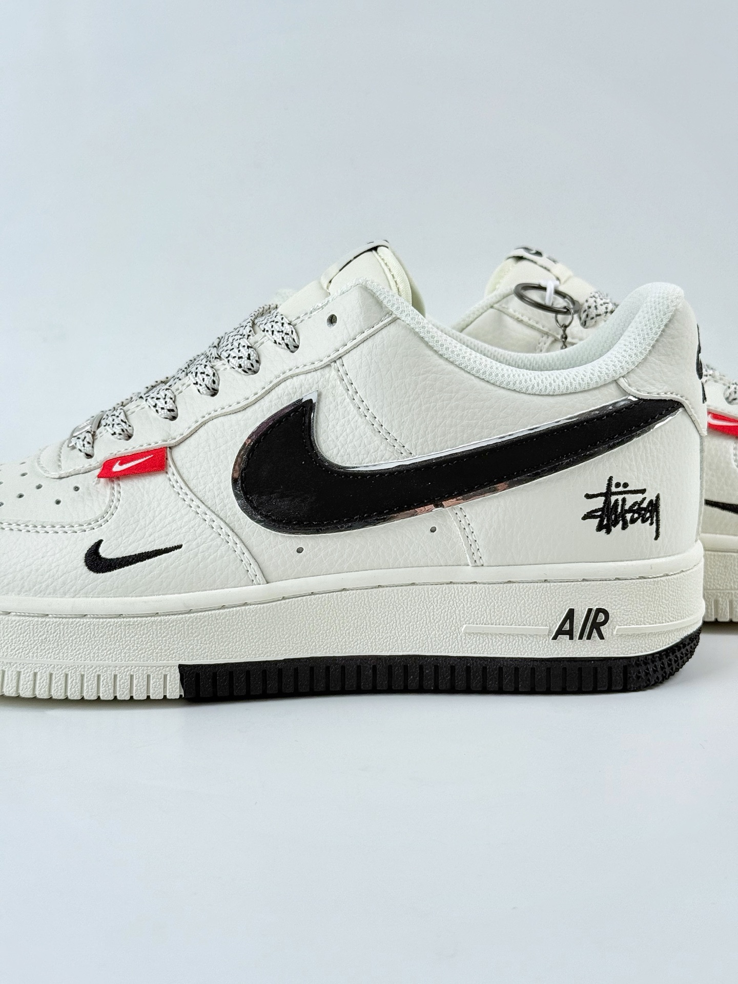 260 Nike Air Force 1 Low 07 x Stussy 白黑小钩满天星 CS5288-010