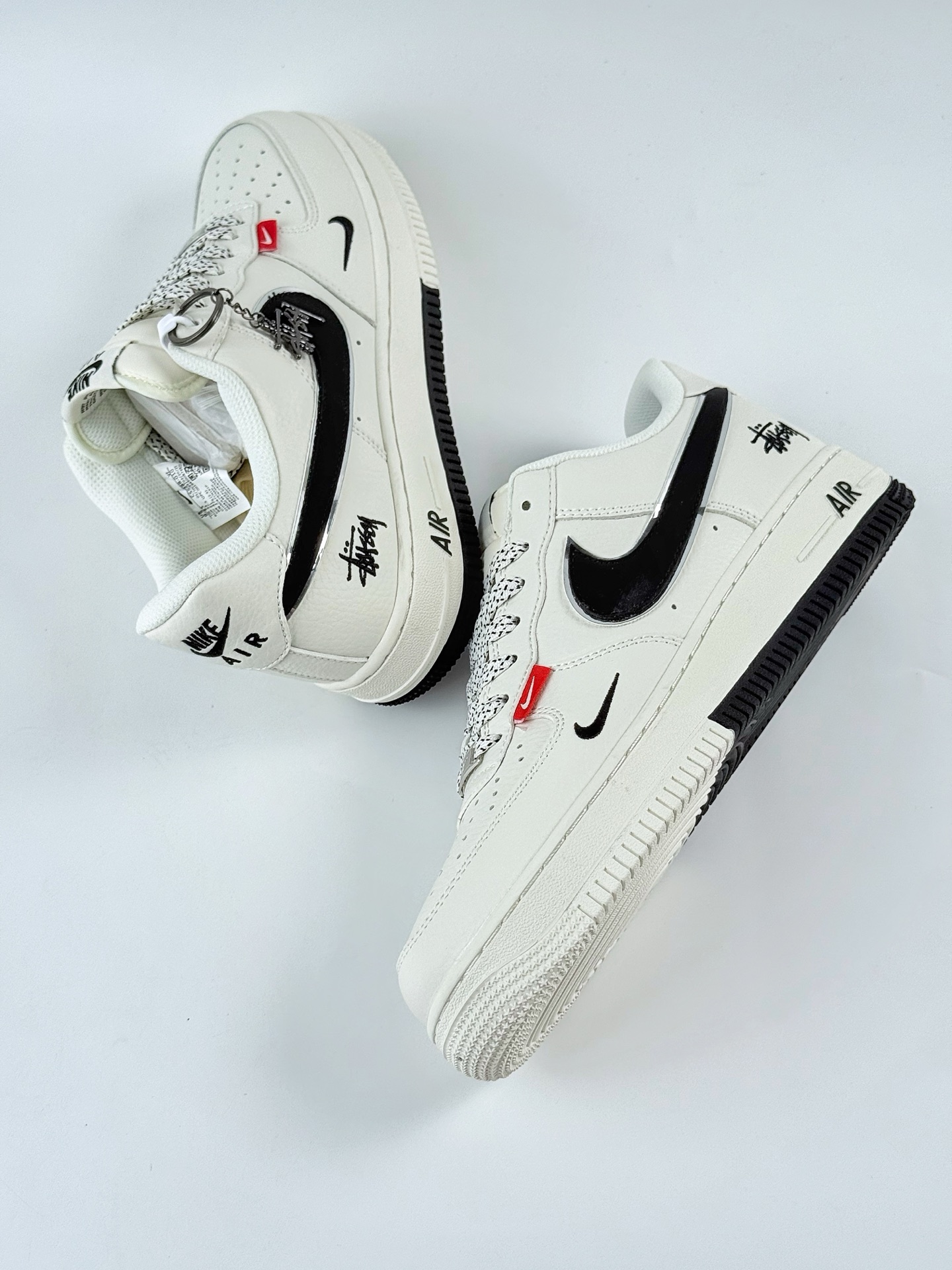 260 Nike Air Force 1 Low 07 x Stussy 白黑小钩满天星 CS5288-010