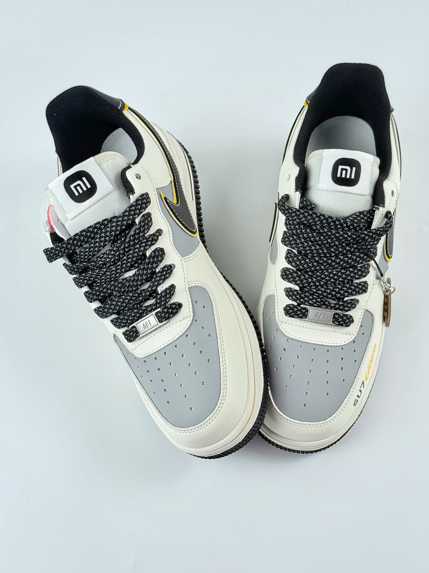 180 Nike Air Force 1 Low 07 x SU7 Ultra白灰黑满天星 XX3168-165
