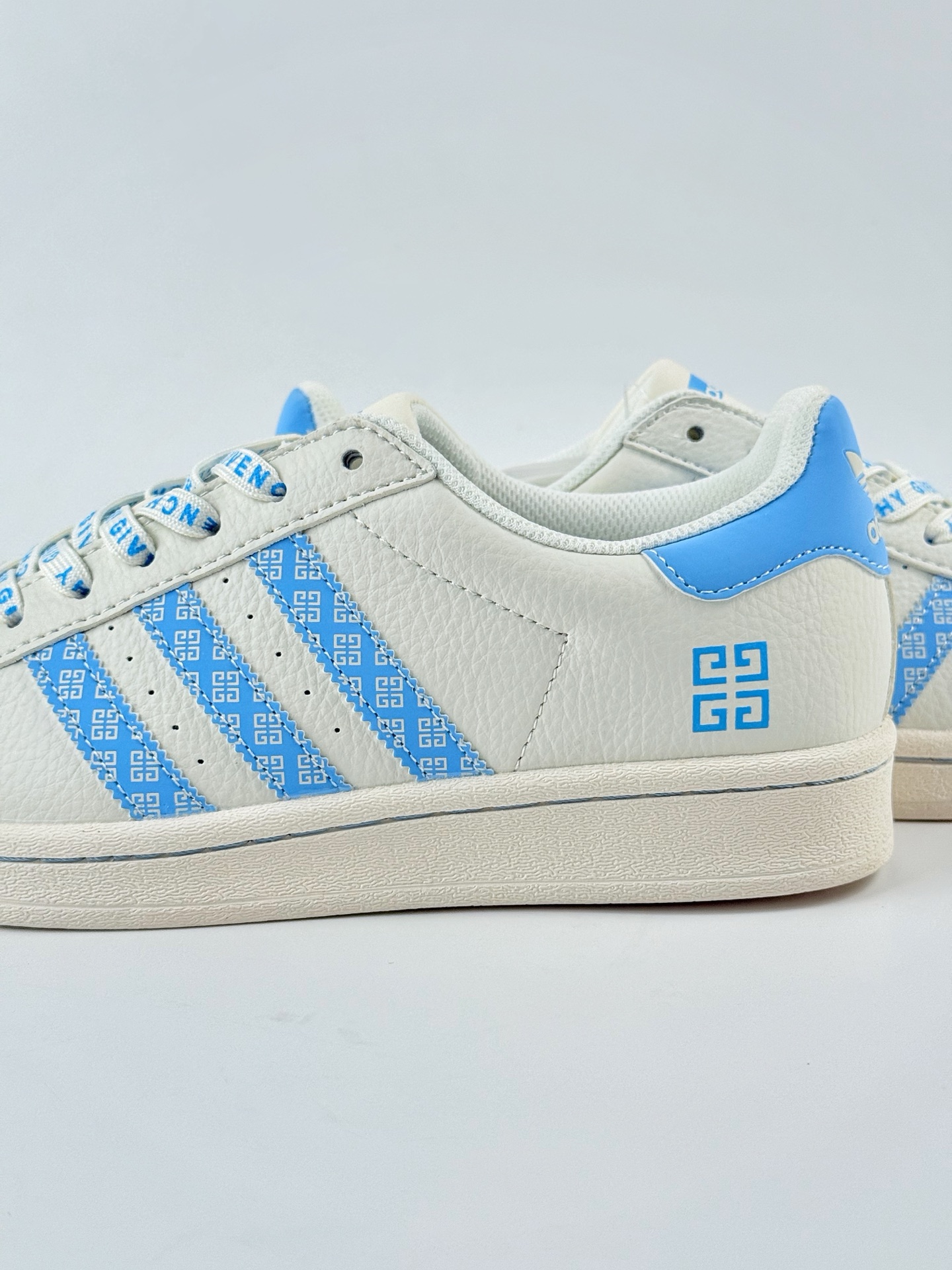 220 AD Originals Superstar x OFF-WHITE 白蓝 HS3067