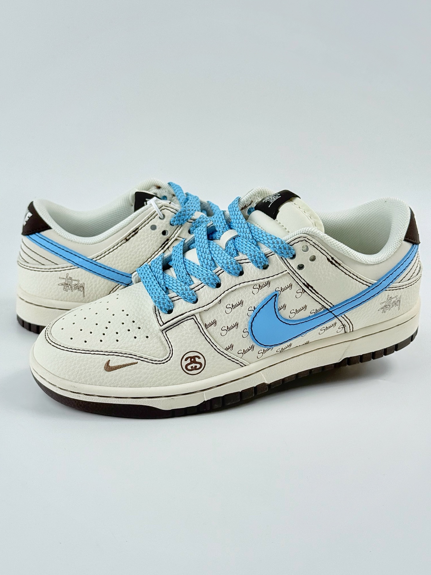 240 Nike SB Dunk Low x Stussy 白蓝小勾满天星 XF8698-081