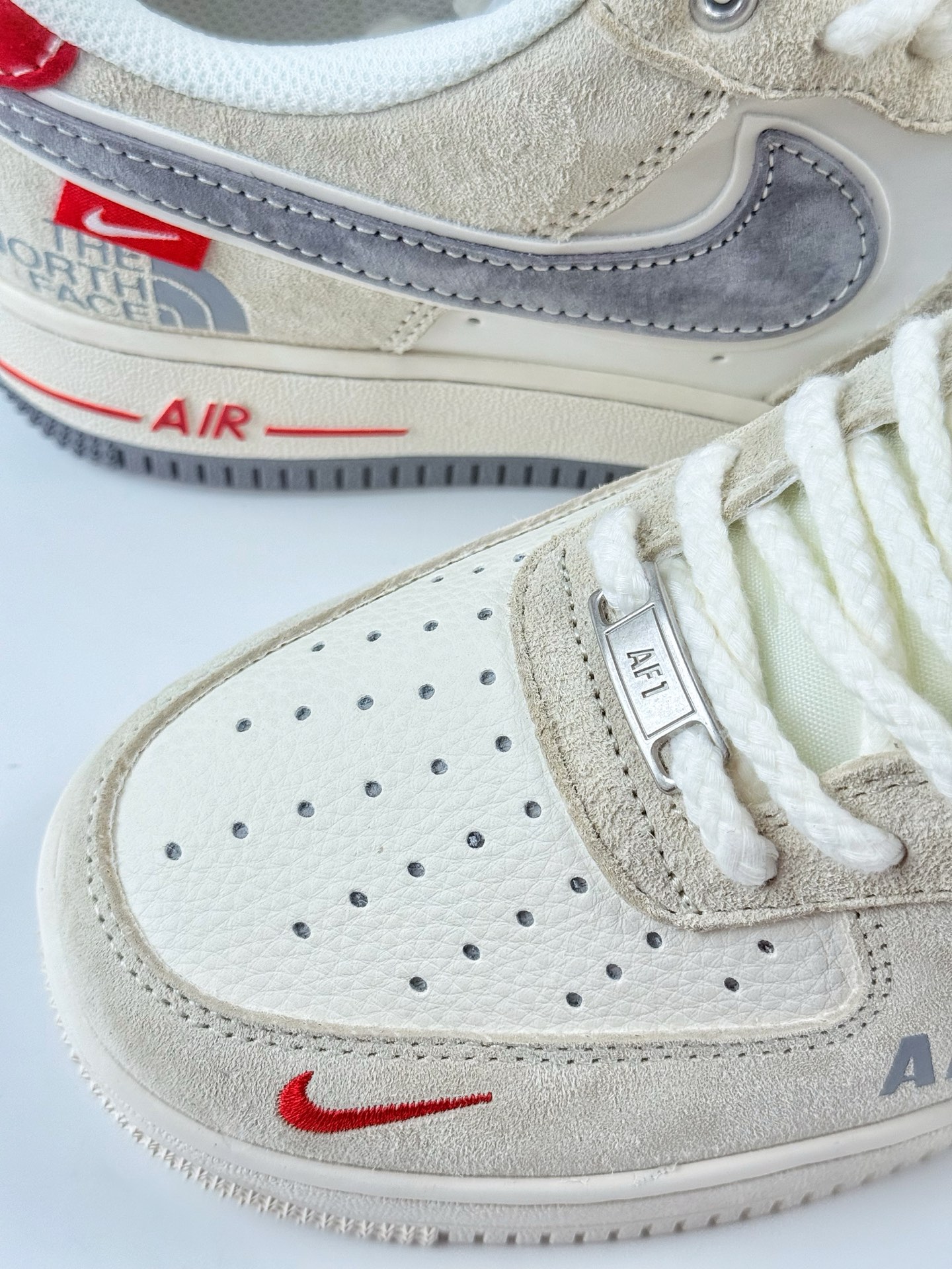 Nike Air Force 1 Low 07 x The North Face 米白灰小勾 YX5066-311