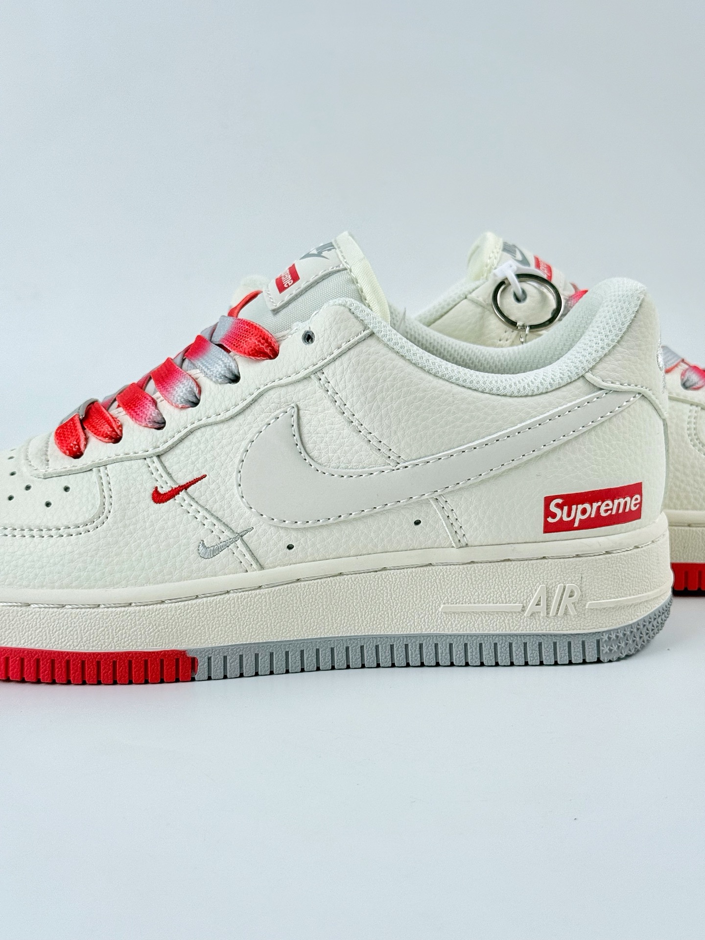Nike Air Force 1 Low 07 x Supreme 白红双小勾 XX3168-157