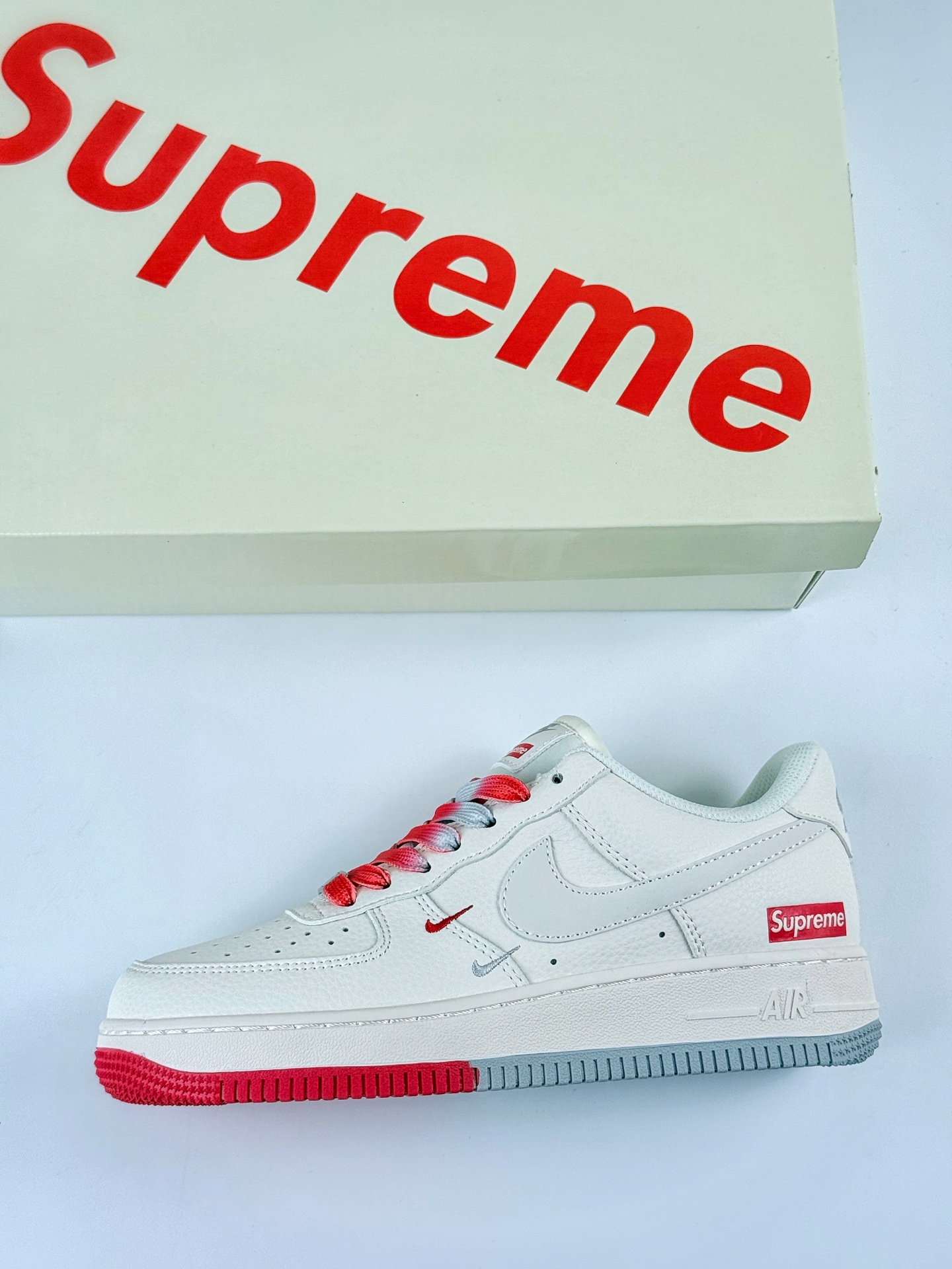 Nike Air Force 1 Low 07 x Supreme 白红双小勾 XX3168-157