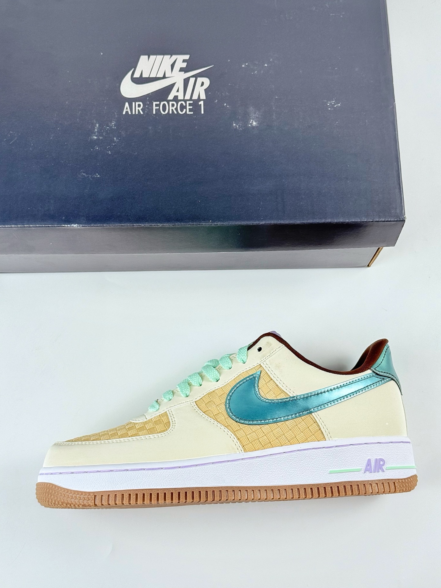 Nike Air Force 1 Low 07 米黄绿 IB5722-100