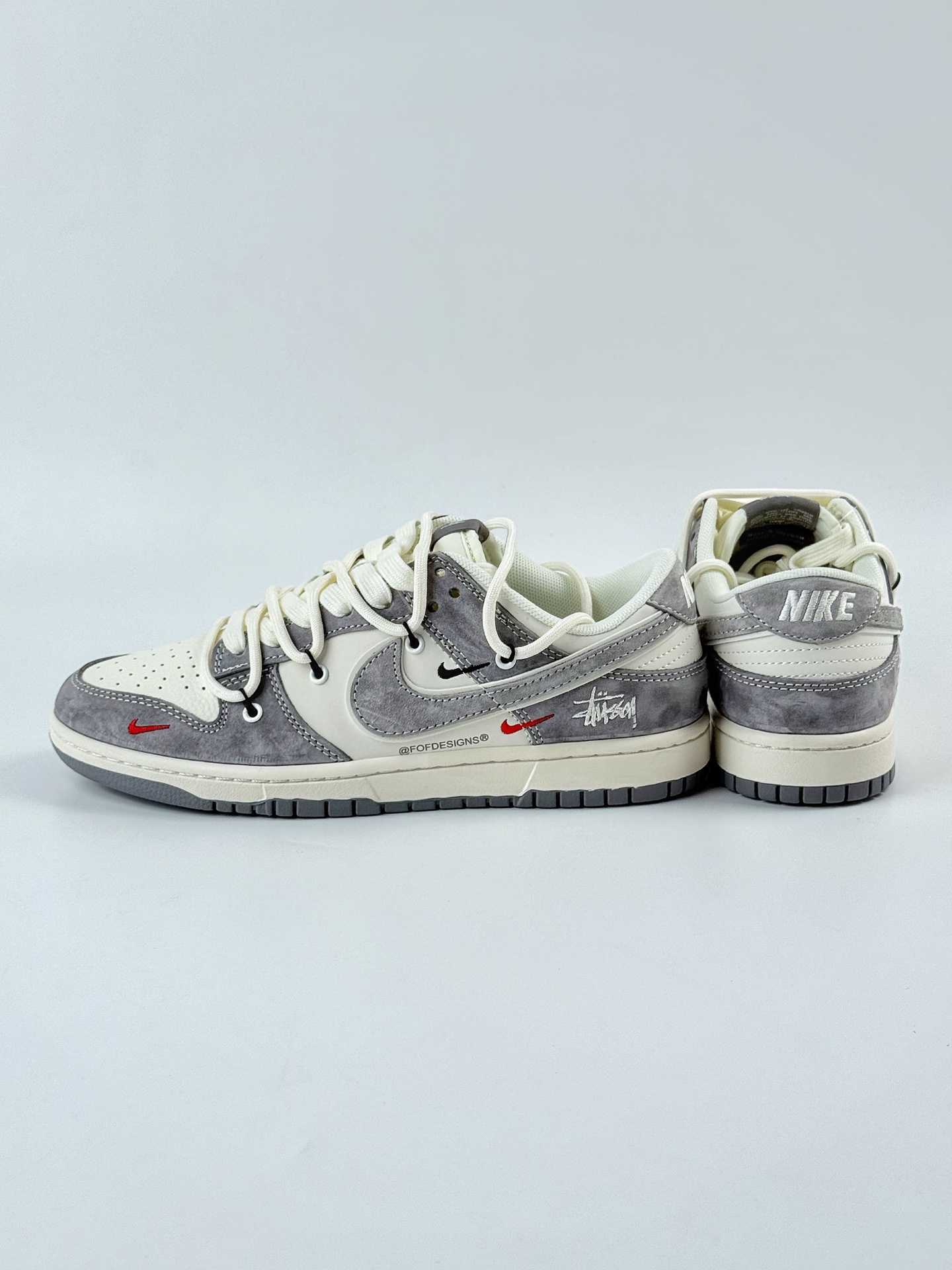 Nike SB Dunk Low x Stussy 灰白三小勾 YX5066-328