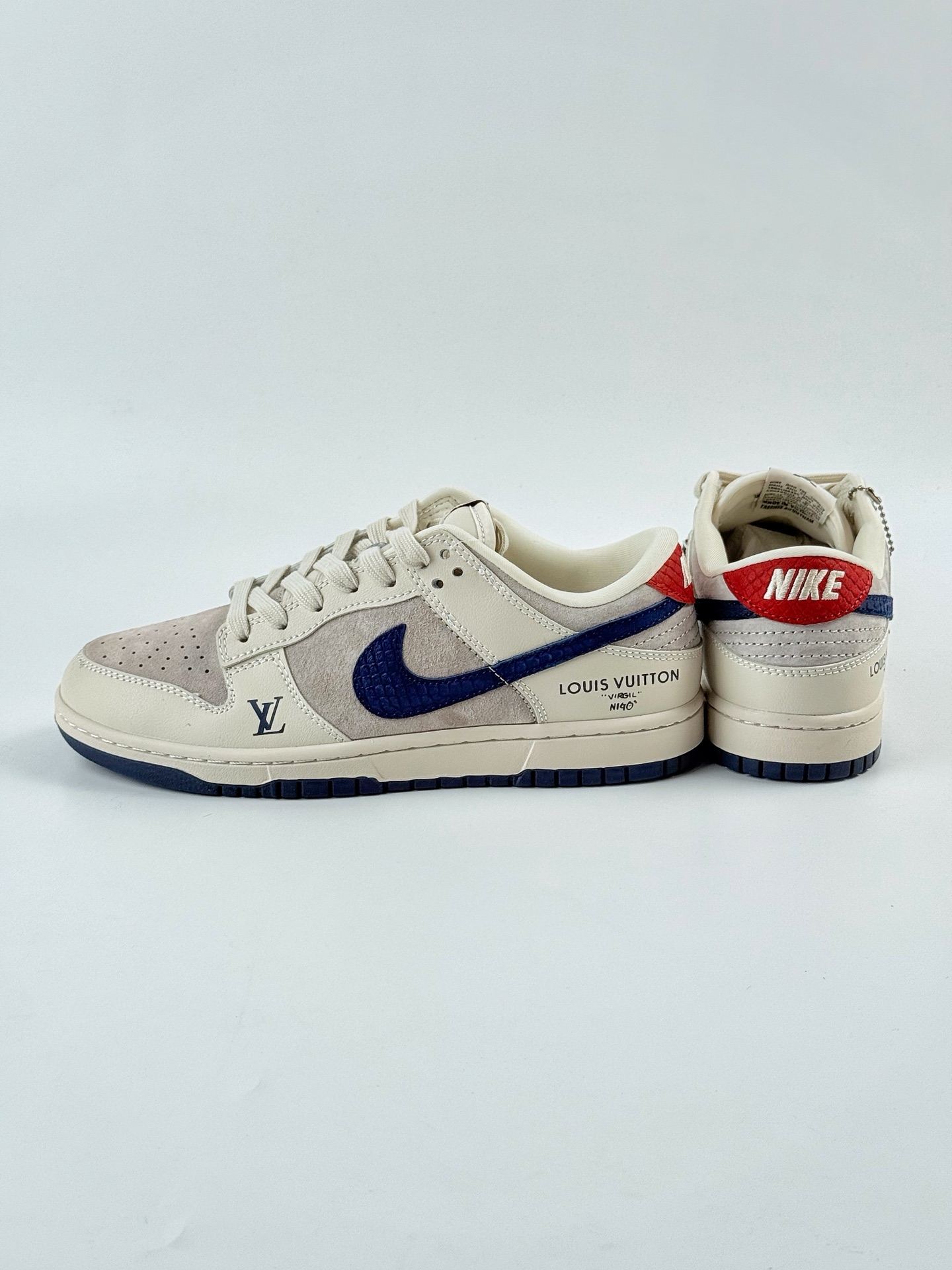 Nike SB Dunk Low x Louis Vuitton 白蓝 XX3168-122