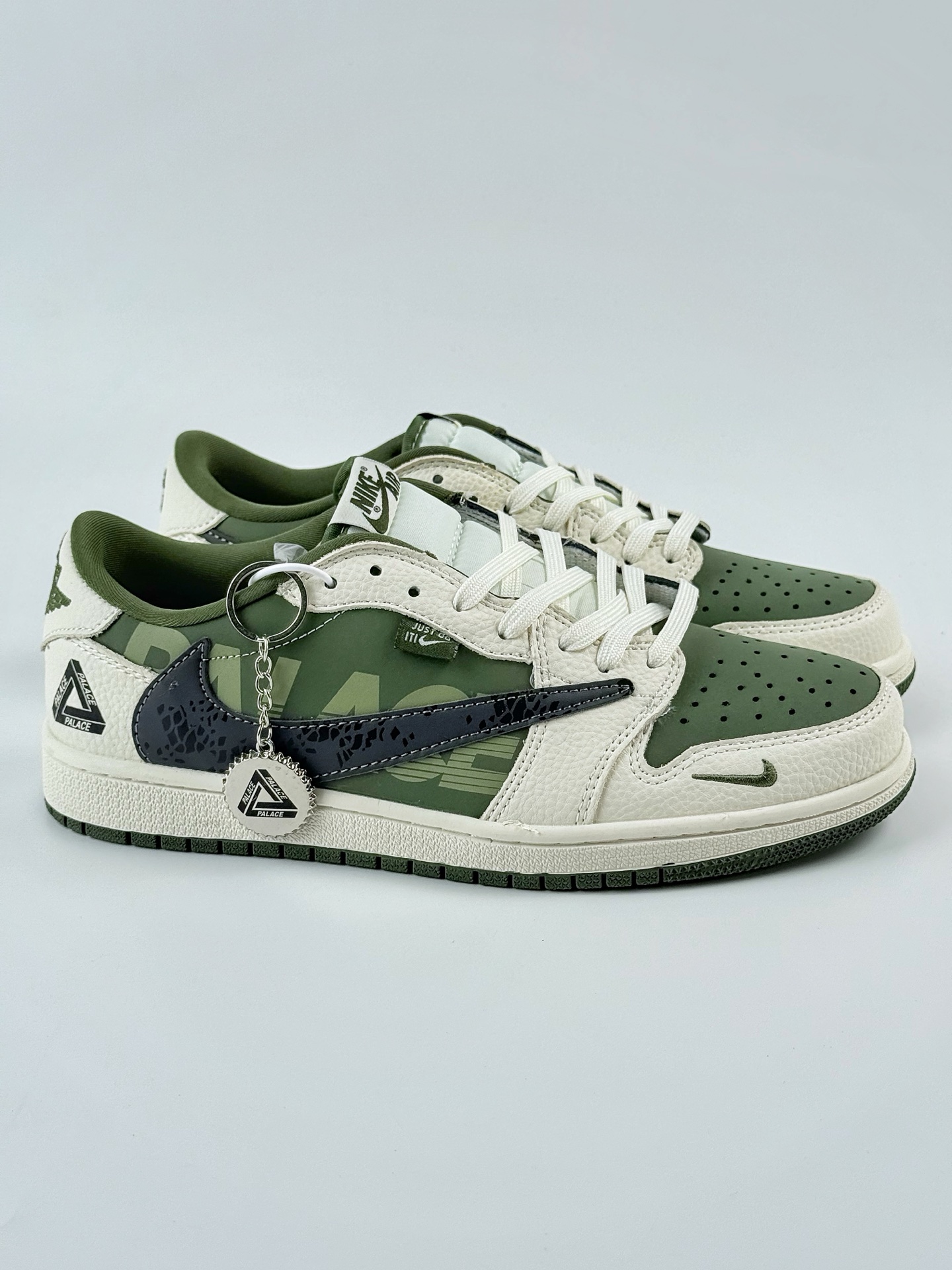 Travis Scott x Nike Air Jordan 1 Low x PALACE Air Jordan 1 Low 反转白绿小勾倒钩 XS2024-030