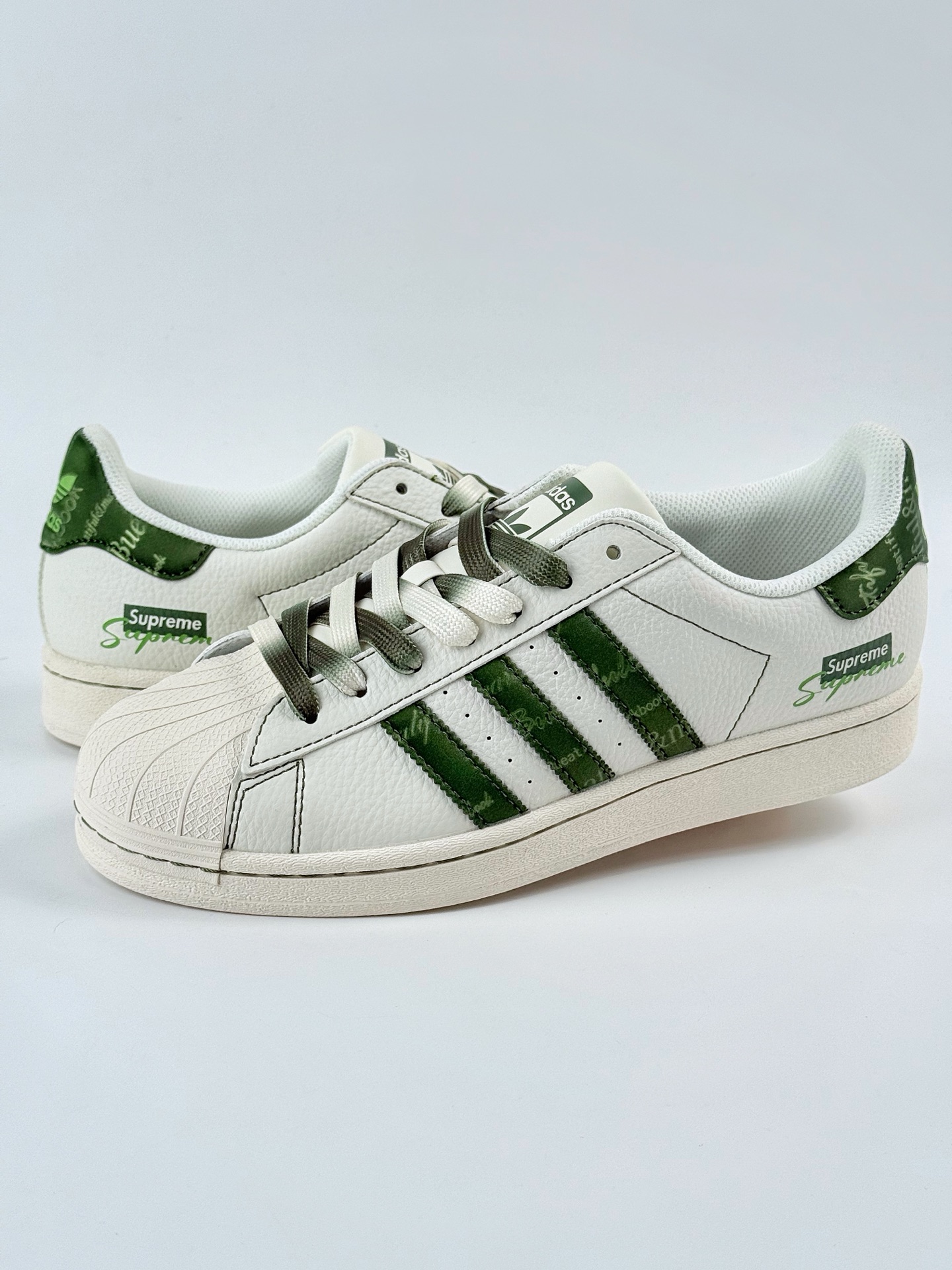 AD Originals Superstar x Supreme 白绿 HS3068