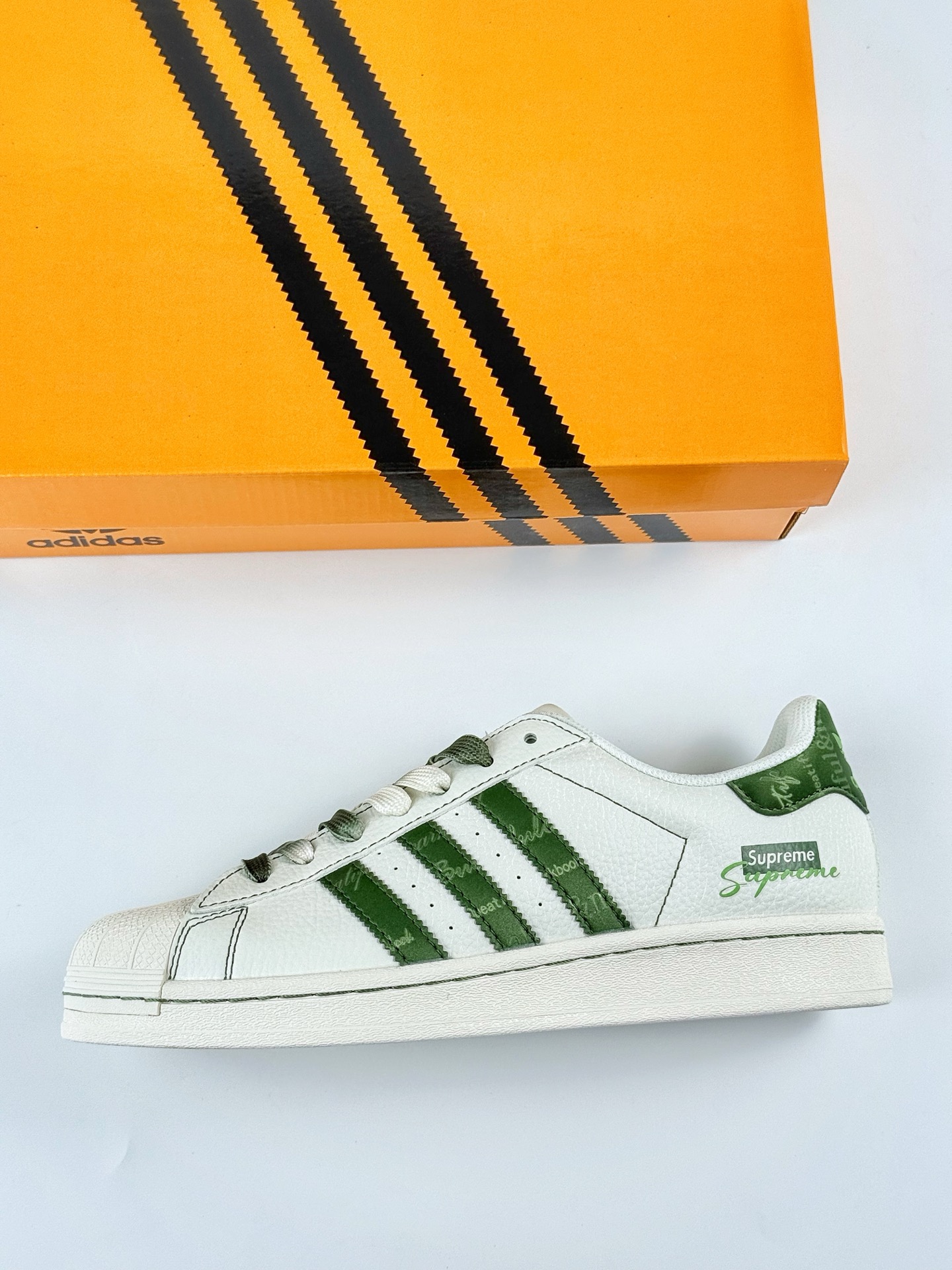 AD Originals Superstar x Supreme 白绿 HS3068