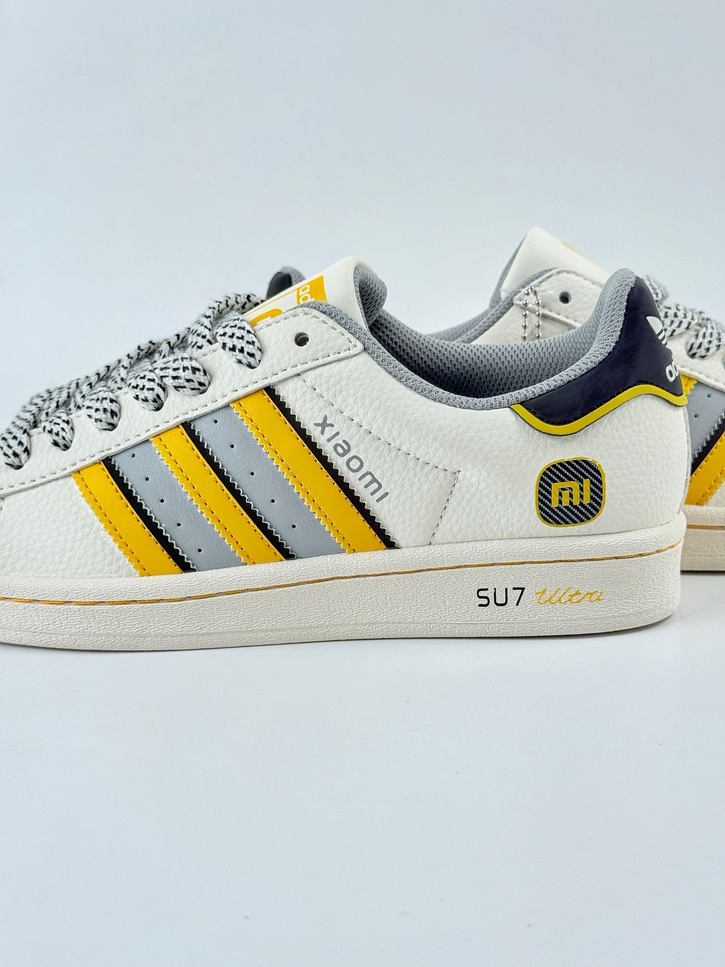 AD Originals Superstar x SU7 Ultra 82 贝壳头 白灰满天星 JY8916