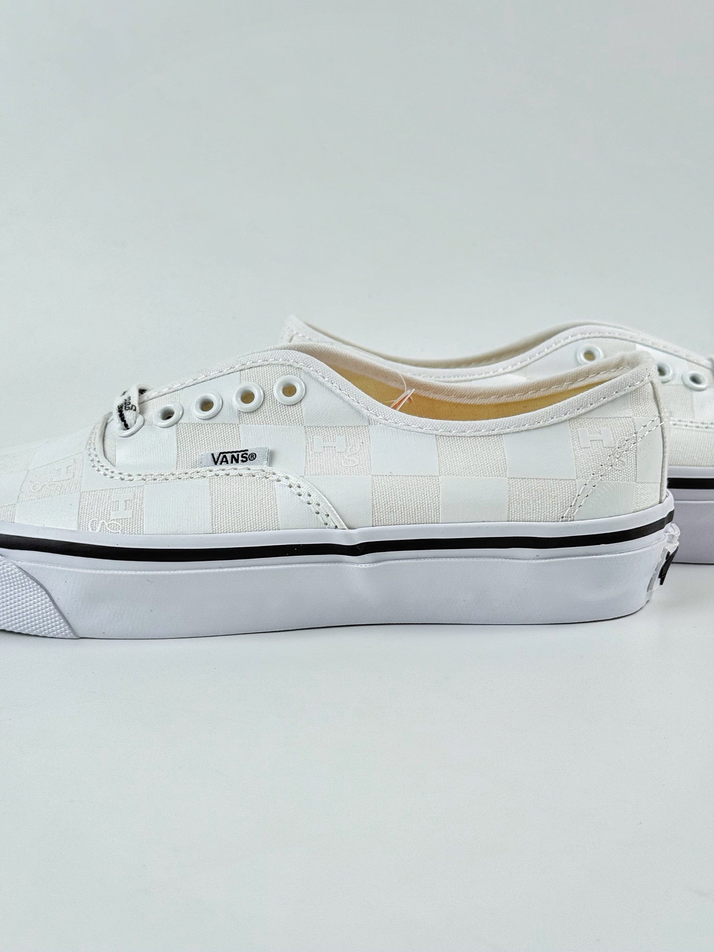 HommeGirls x Vans Authentic 44 DX 白色 舒适休闲防滑耐磨低帮帆布鞋