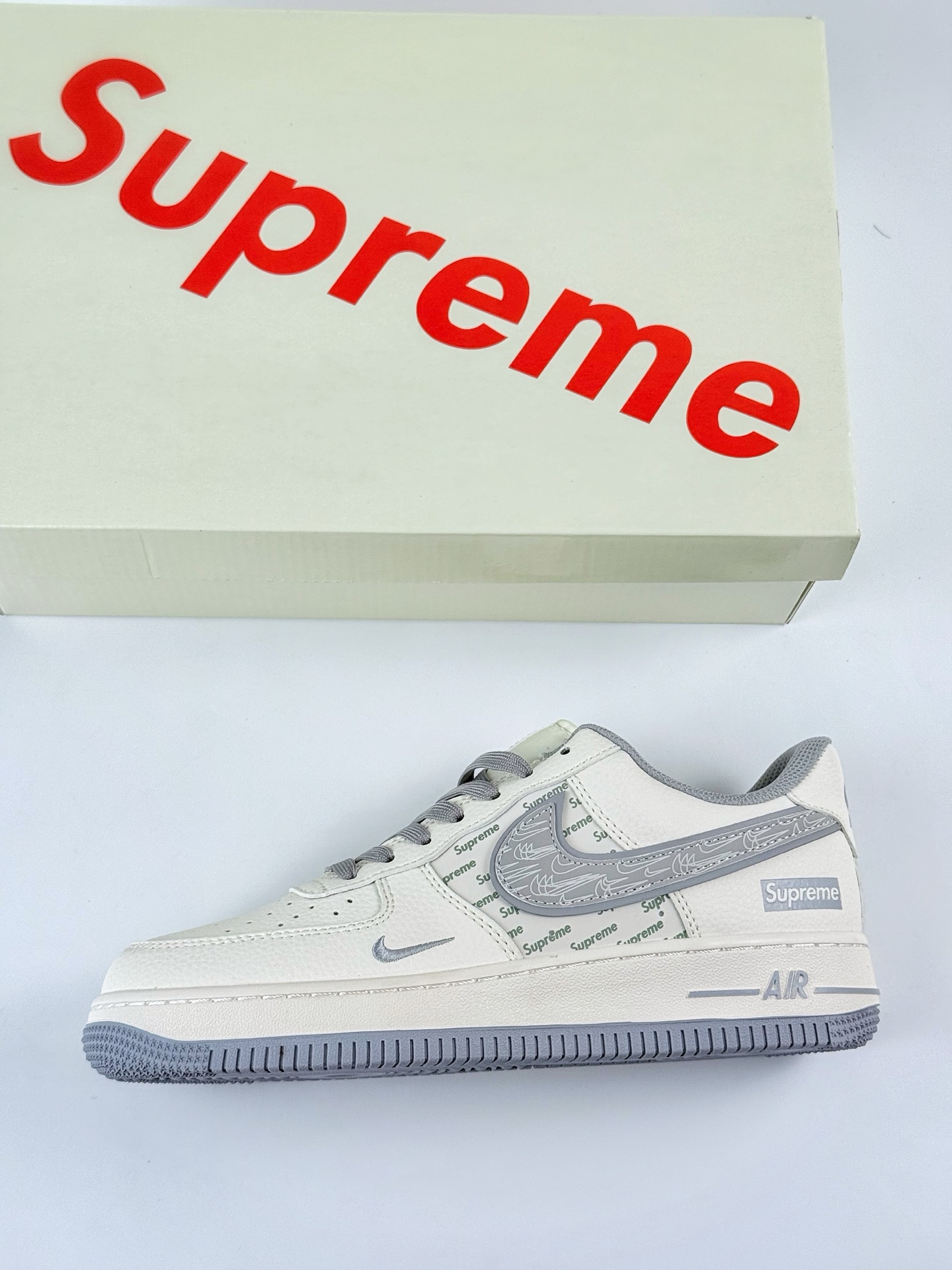 Nike Air Force 1 Low 07 x Supreme 白灰小勾 XX3168-147