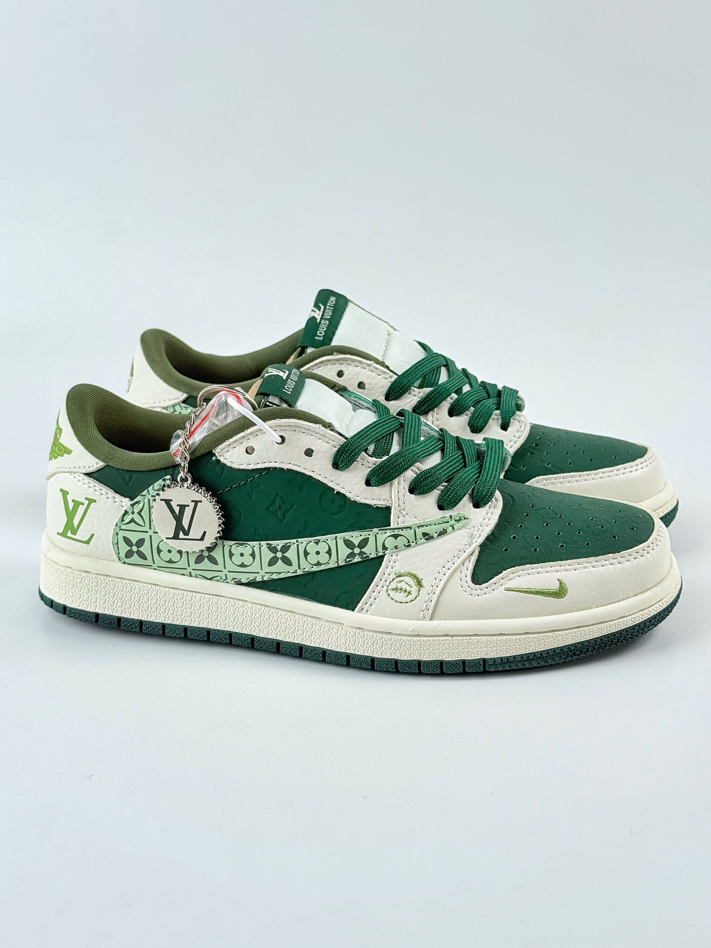 Travis Scott x Nike Air Jordan 1 Low x Louis Vuitton Air Jordan 1 Low 反转白绿小钩倒钩 LD2025-022