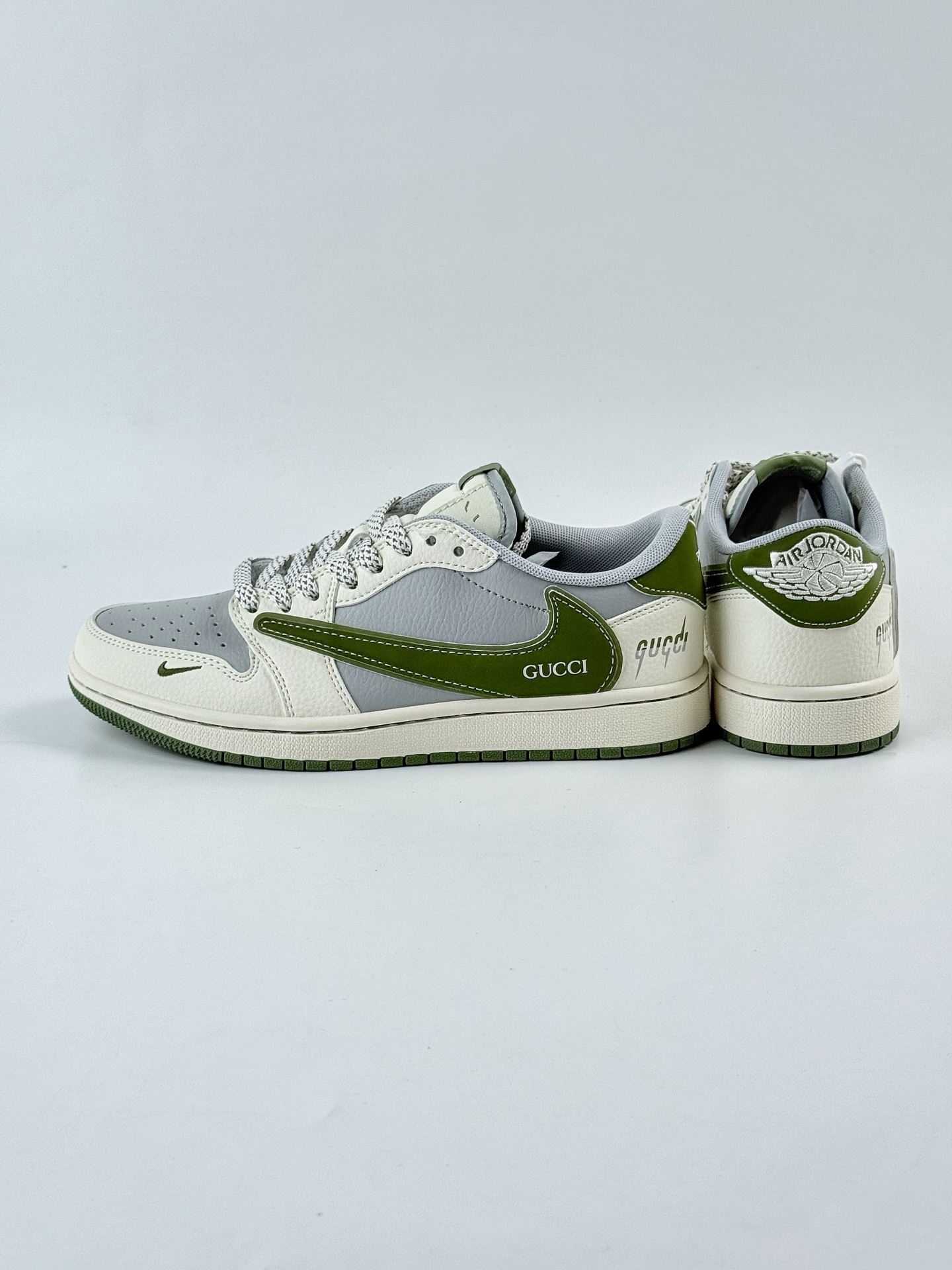 Travis Scott x Nike Air Jordan 1 Low x GUCCI Air Jordan 1 Low 反转白灰绿小钩满天星倒钩 HS8068-007