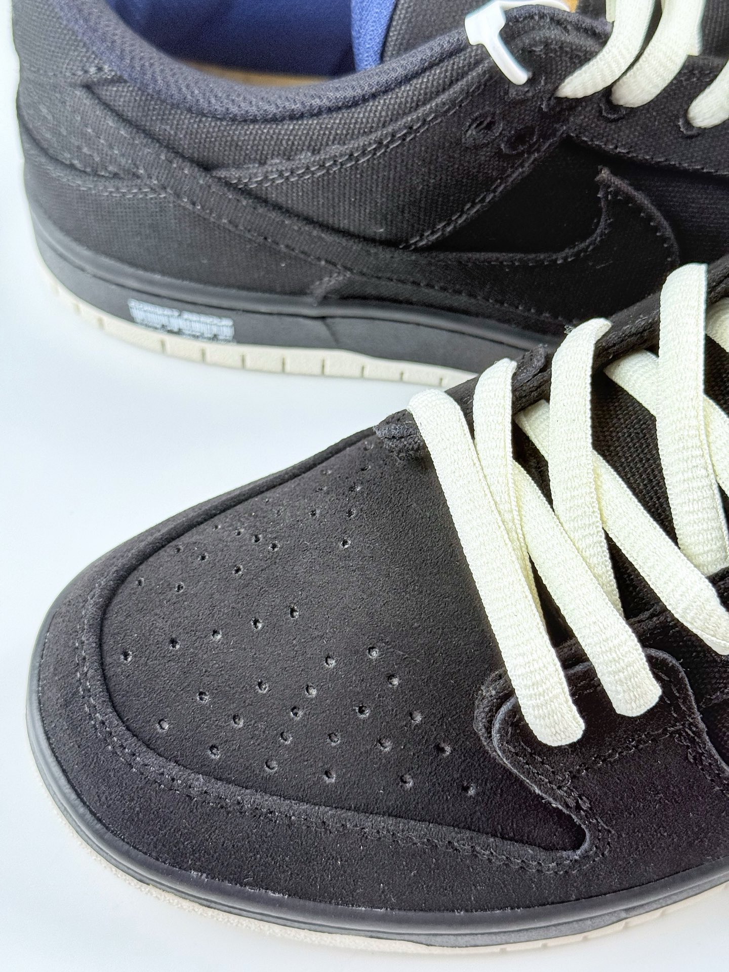 NIKE SB Dunk Low ”night raid” 黑色 DX6775-400