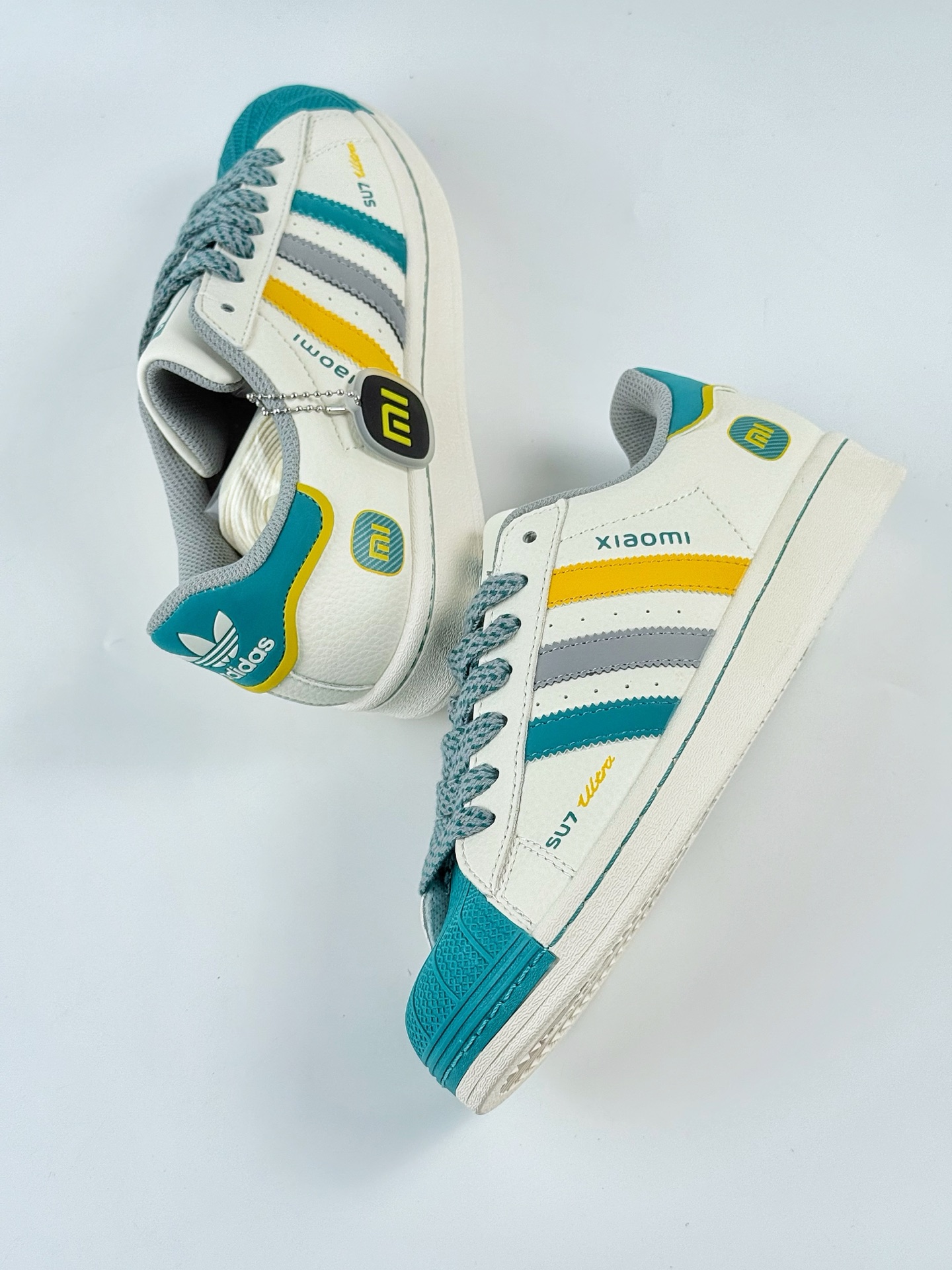 AD Originals Superstar x SU7 Ultra 82 贝壳头 白绿满天星 SD6824