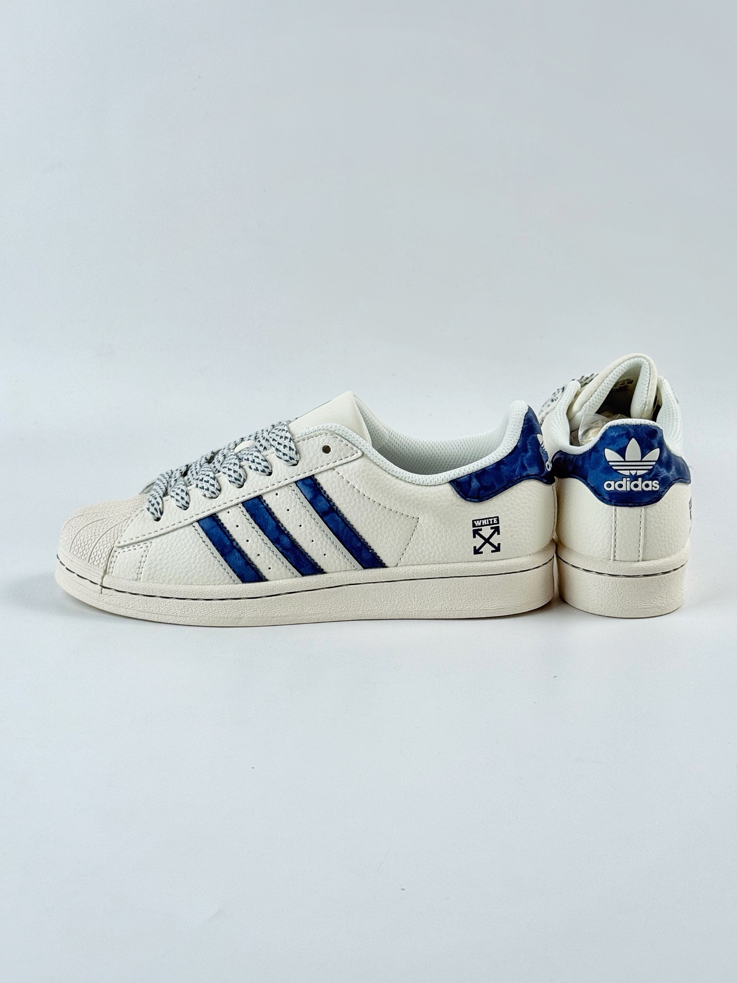 AD Originals Superstar x OFF-WHITE 白蓝满天星 HS3074