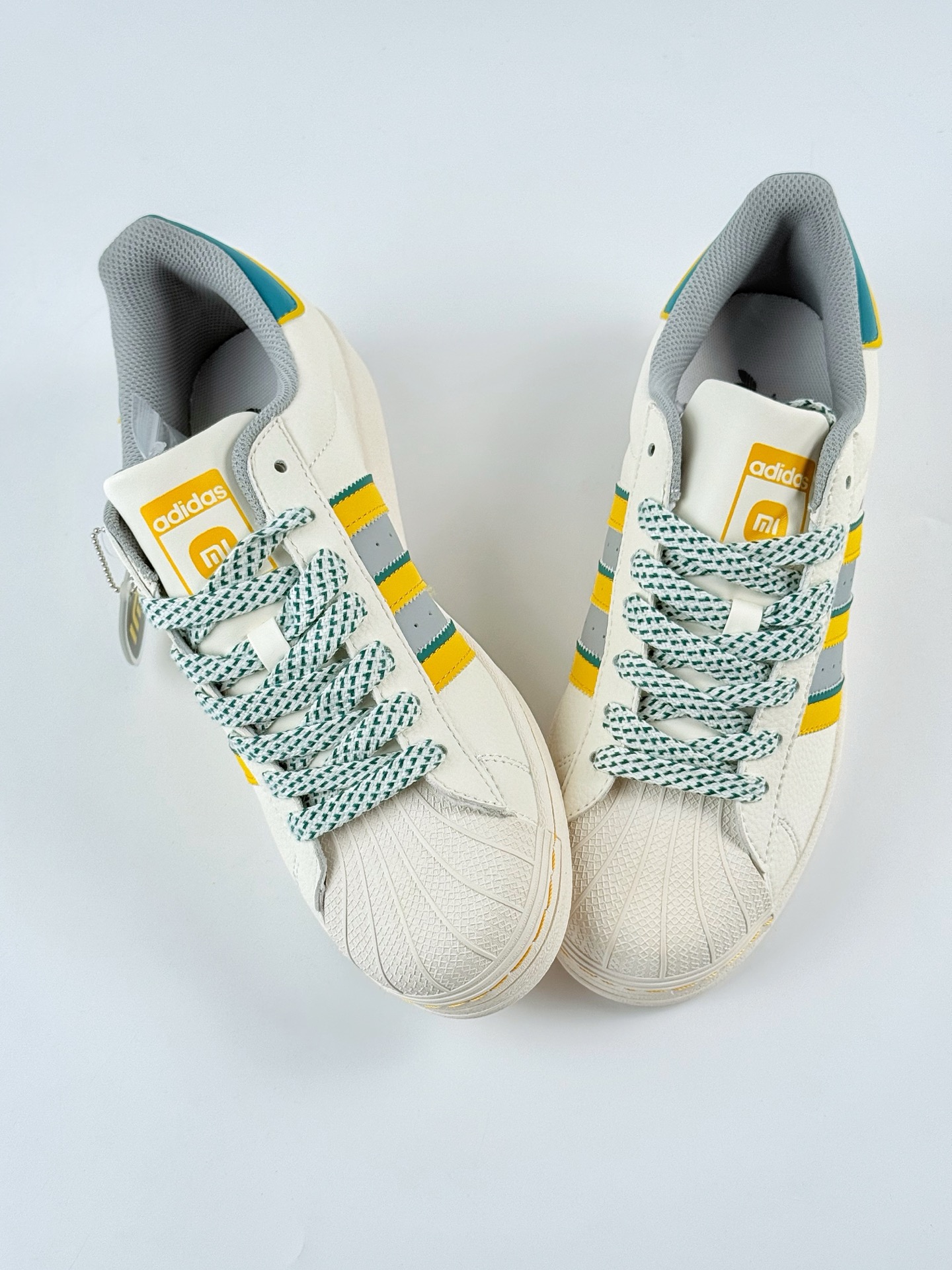 AD Originals Superstar x SU7 Ultra 82 贝壳头 白黄满天星 JY8917