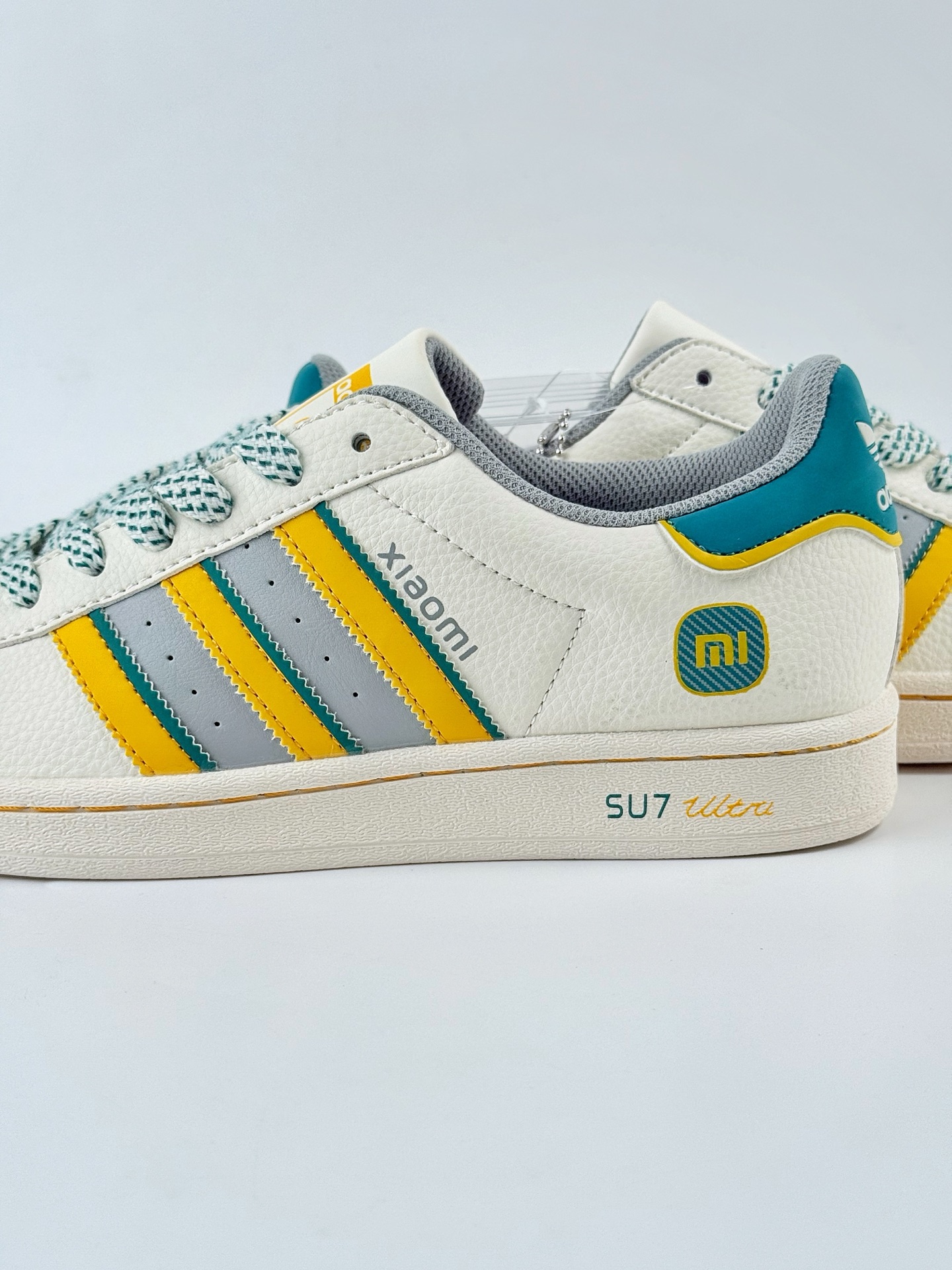 AD Originals Superstar x SU7 Ultra 82 贝壳头 白黄满天星 JY8917
