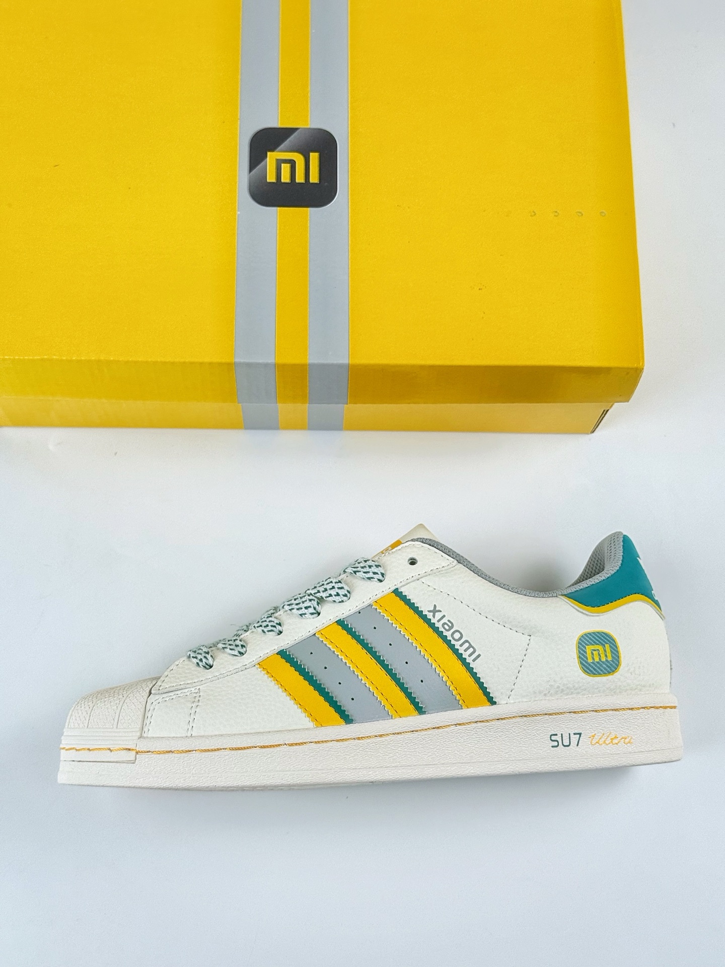 AD Originals Superstar x SU7 Ultra 82 贝壳头 白黄满天星 JY8917