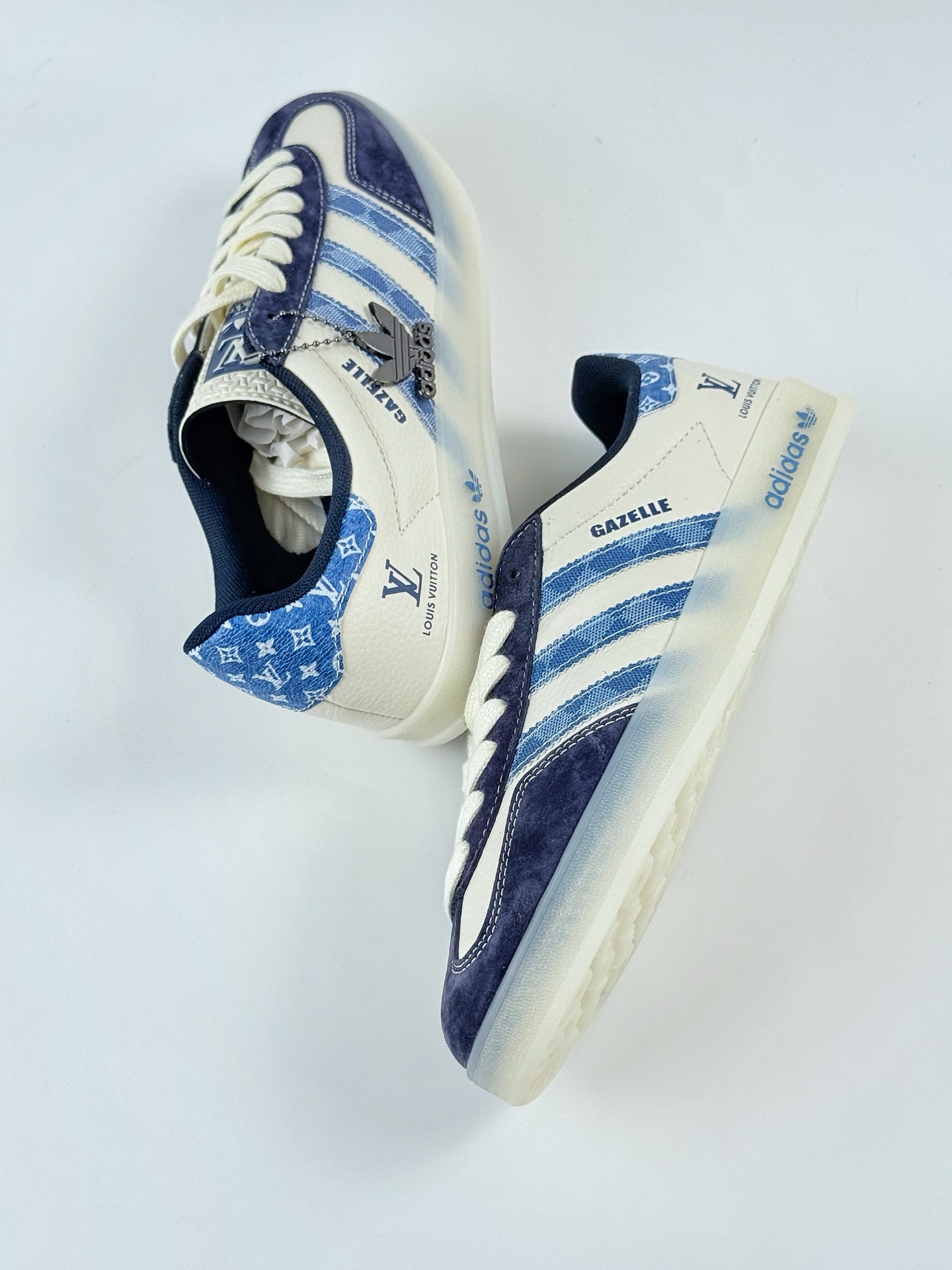 adidas Originals Gazelle INdoor x Louis Vuitton 白蓝 三叶草休闲防滑耐磨低帮板鞋 DM1234-008