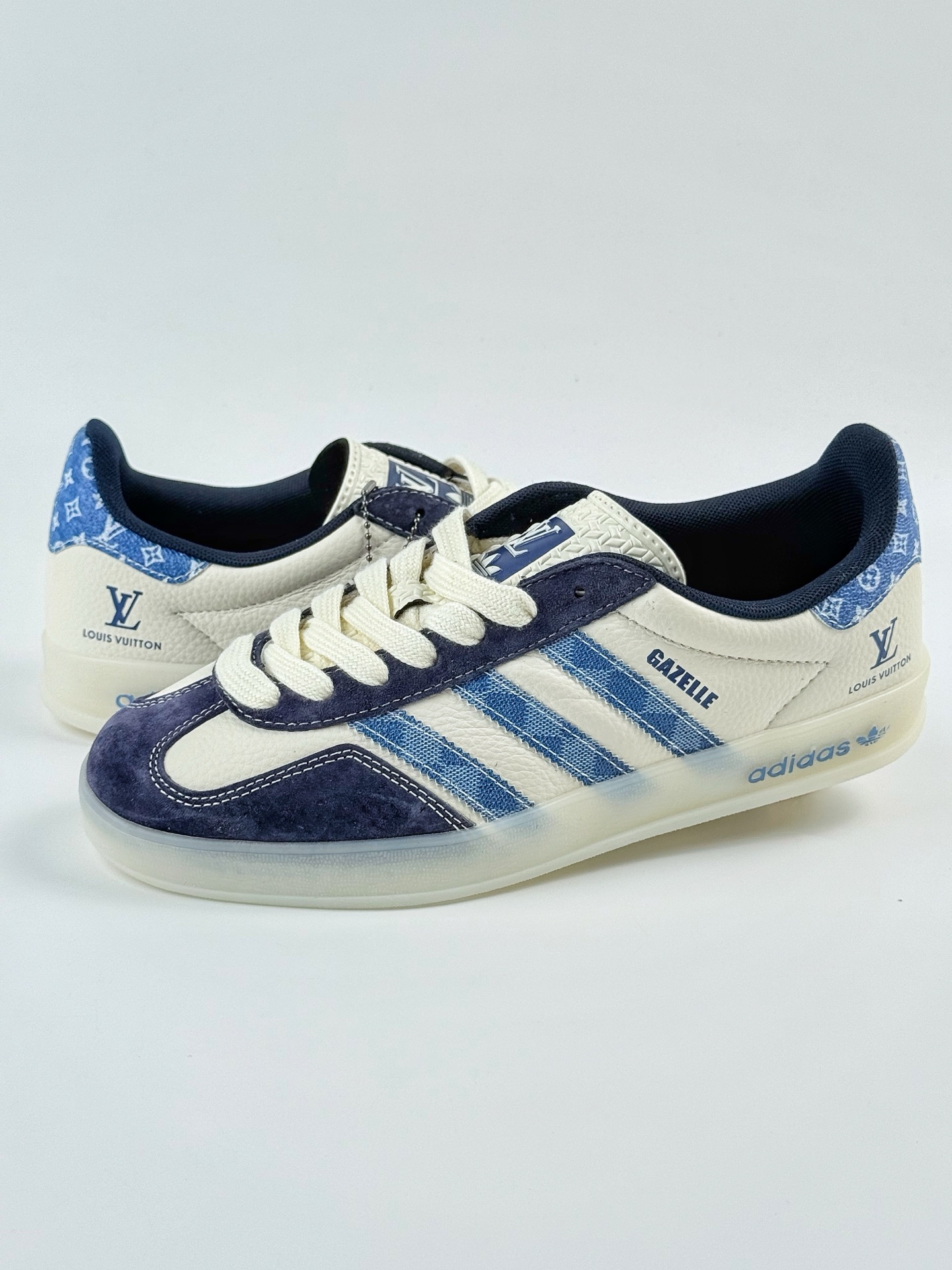 adidas Originals Gazelle INdoor x Louis Vuitton 白蓝 三叶草休闲防滑耐磨低帮板鞋 DM1234-008
