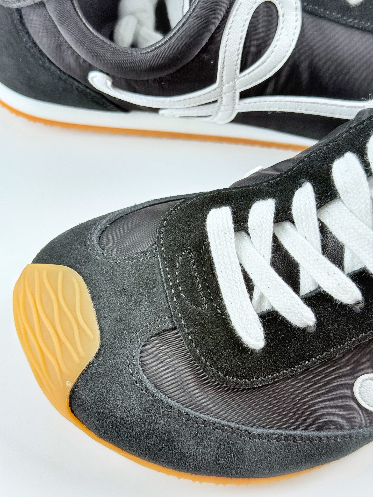 配件+10 罗意威Loewe Ballet Runner 2.0 Sneakers 芭蕾舞2.0系列阿甘复古风德训薄底百搭休闲运动鞋
