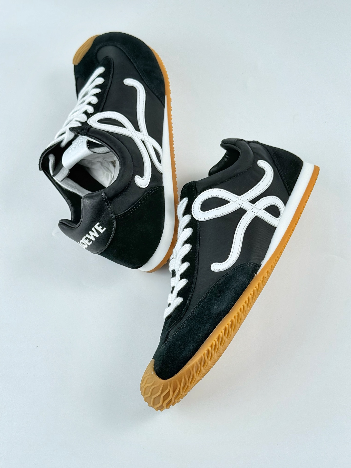 配件+10 罗意威Loewe Ballet Runner 2.0 Sneakers 芭蕾舞2.0系列阿甘复古风德训薄底百搭休闲运动鞋