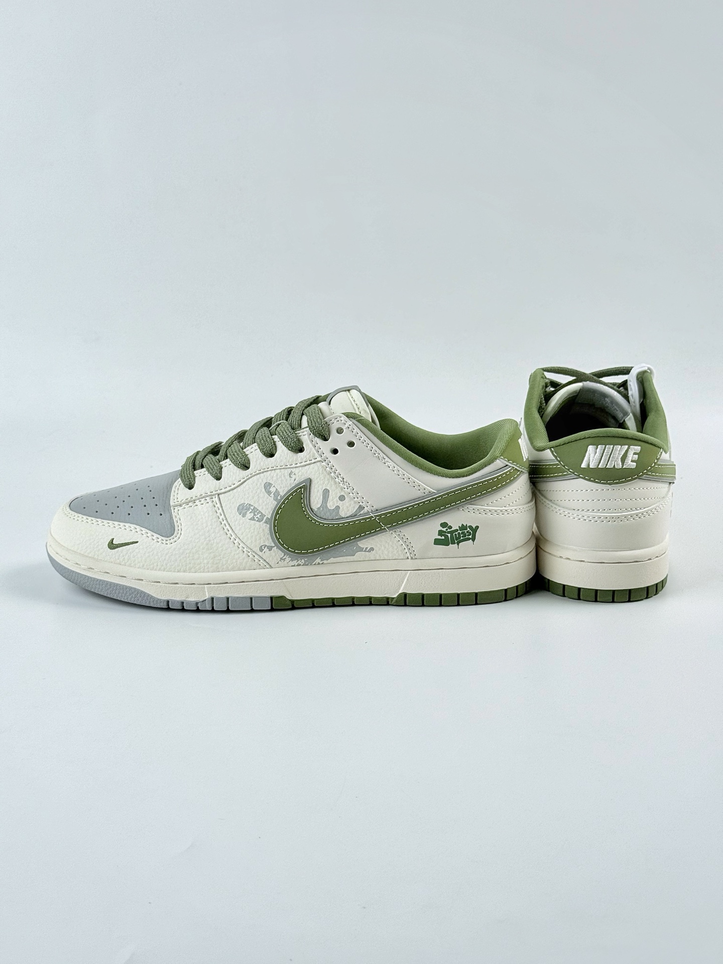 300 Nike SB Dunk Low x Stussy 白绿灰小勾 XS6089-594
