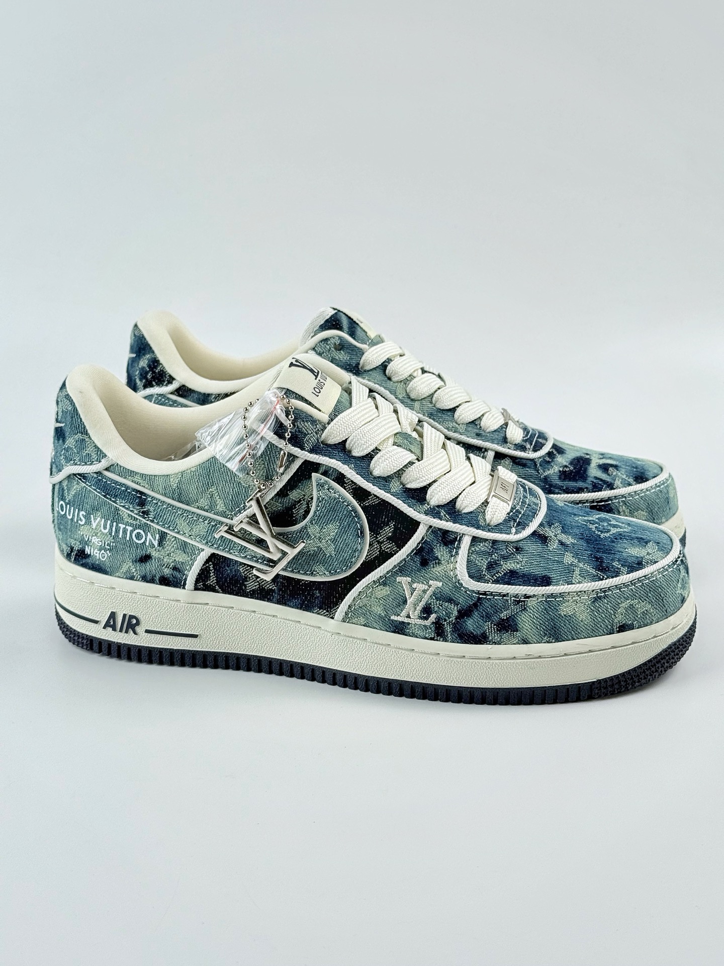 260 Nike Air Force 1 Low 07 x Louis Vuitton 牛仔蓝 SC9207-533