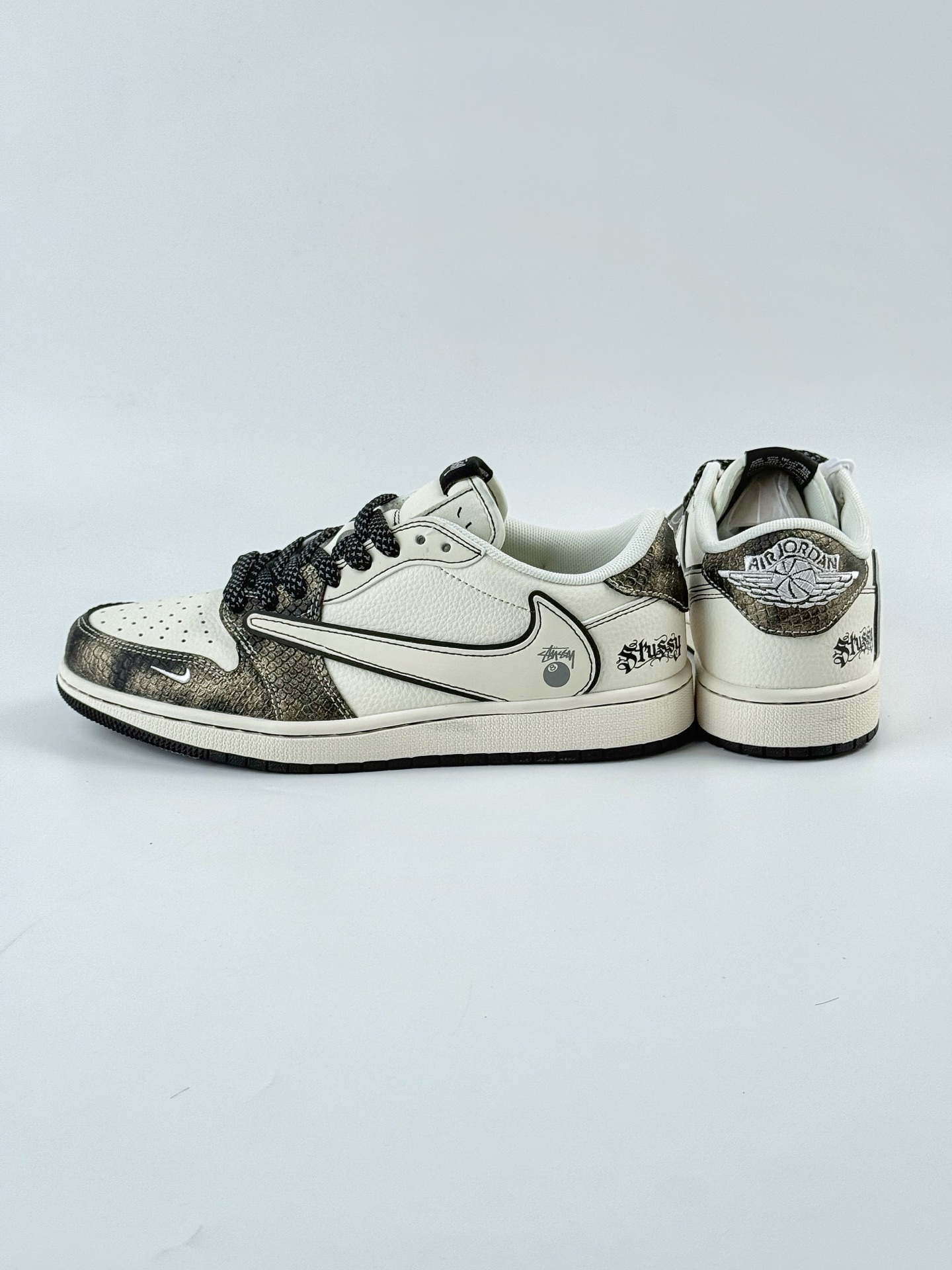260 Travis Scott x Nike Air Jordan 1 Low x Stussy Air Jordan 1 Low 反转黑橙白小勾满天星倒钩 XF8698-075