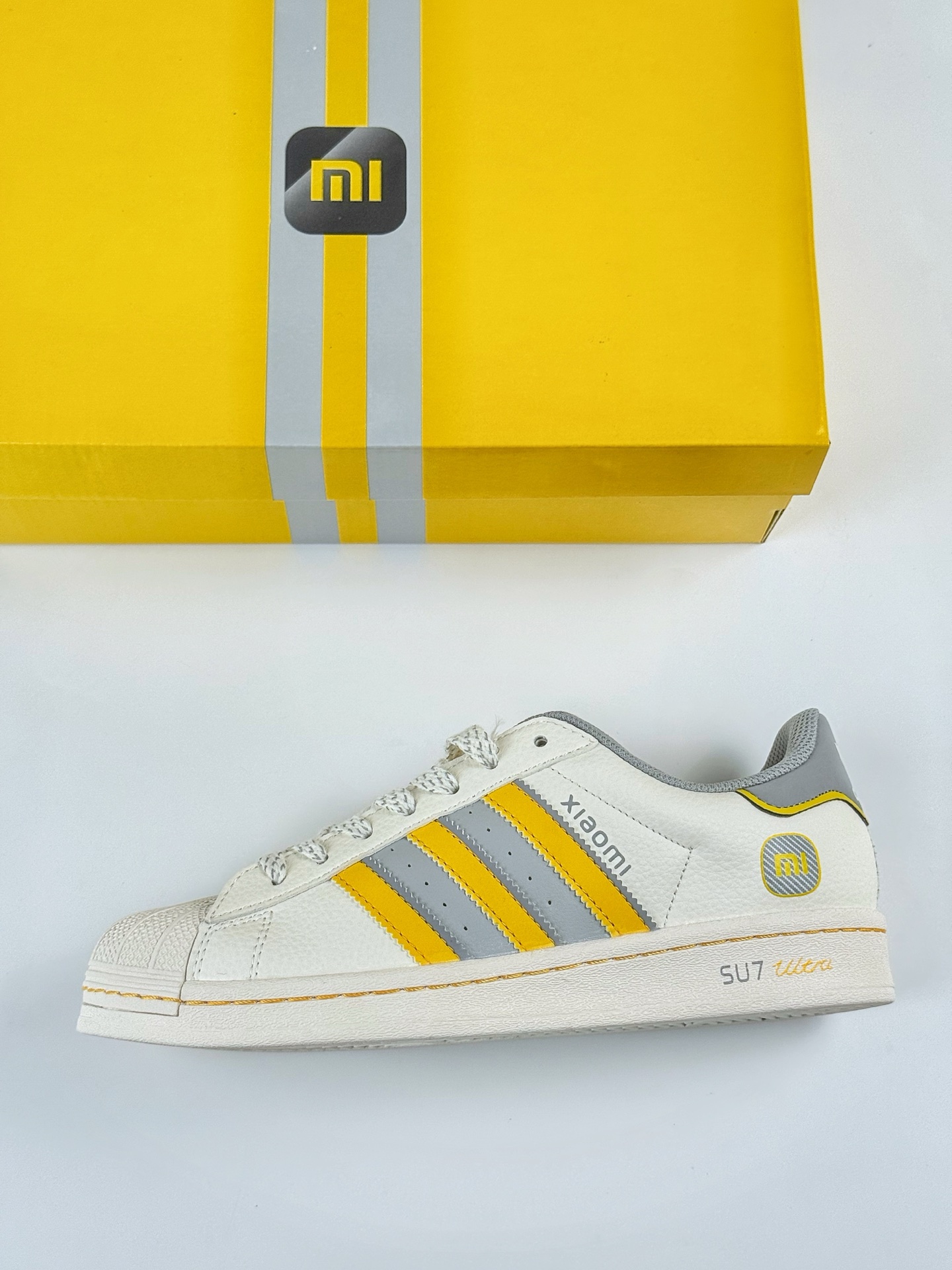 220 AD Originals Superstar x SU7 Ultra 82 贝壳头 白灰黄满天星 JY8917