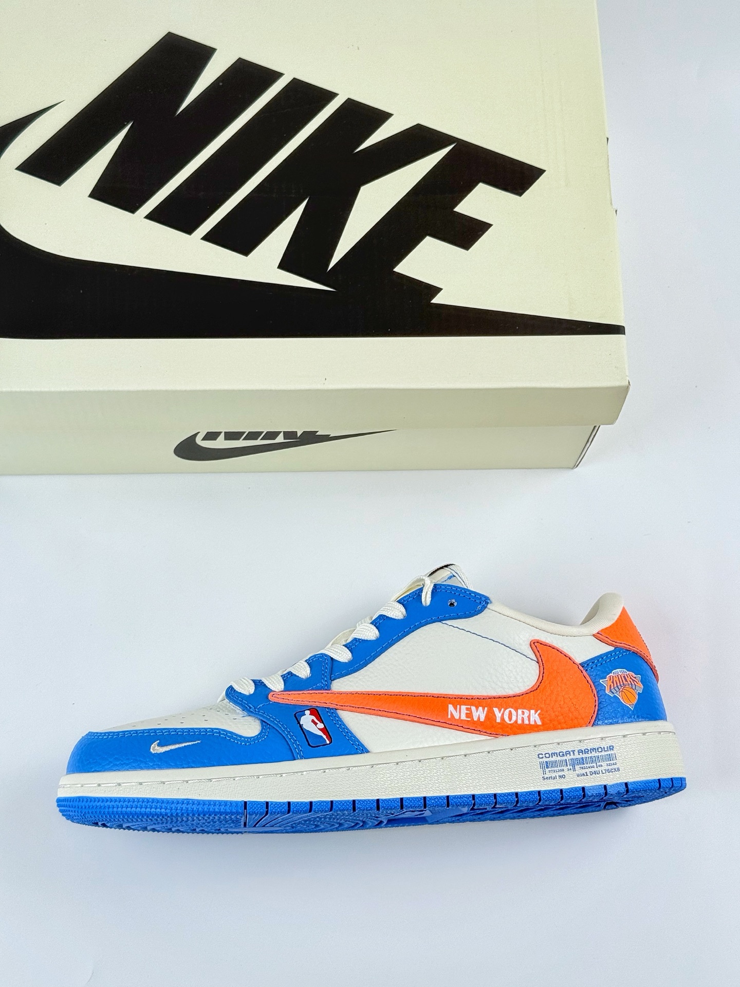 Travis Scott x Nike Air Jordan 1 Low x NEW YORK Air Jordan 1 Low 反转纽约尼克斯小勾倒钩 SC9207-028