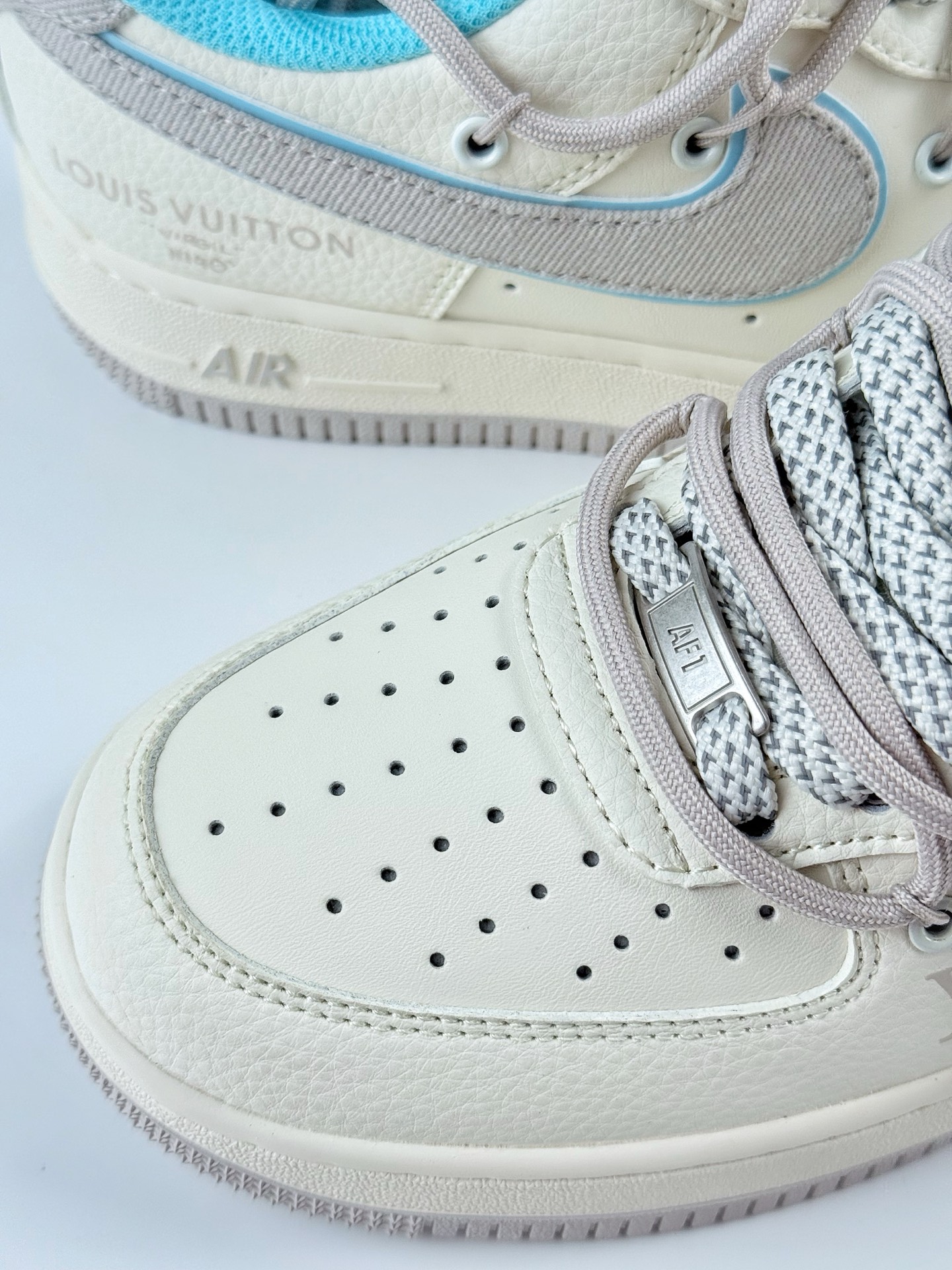 260 Nike Air Force 1 Low 07 x Louis Vuitton 白蓝满天星 DM6868-095