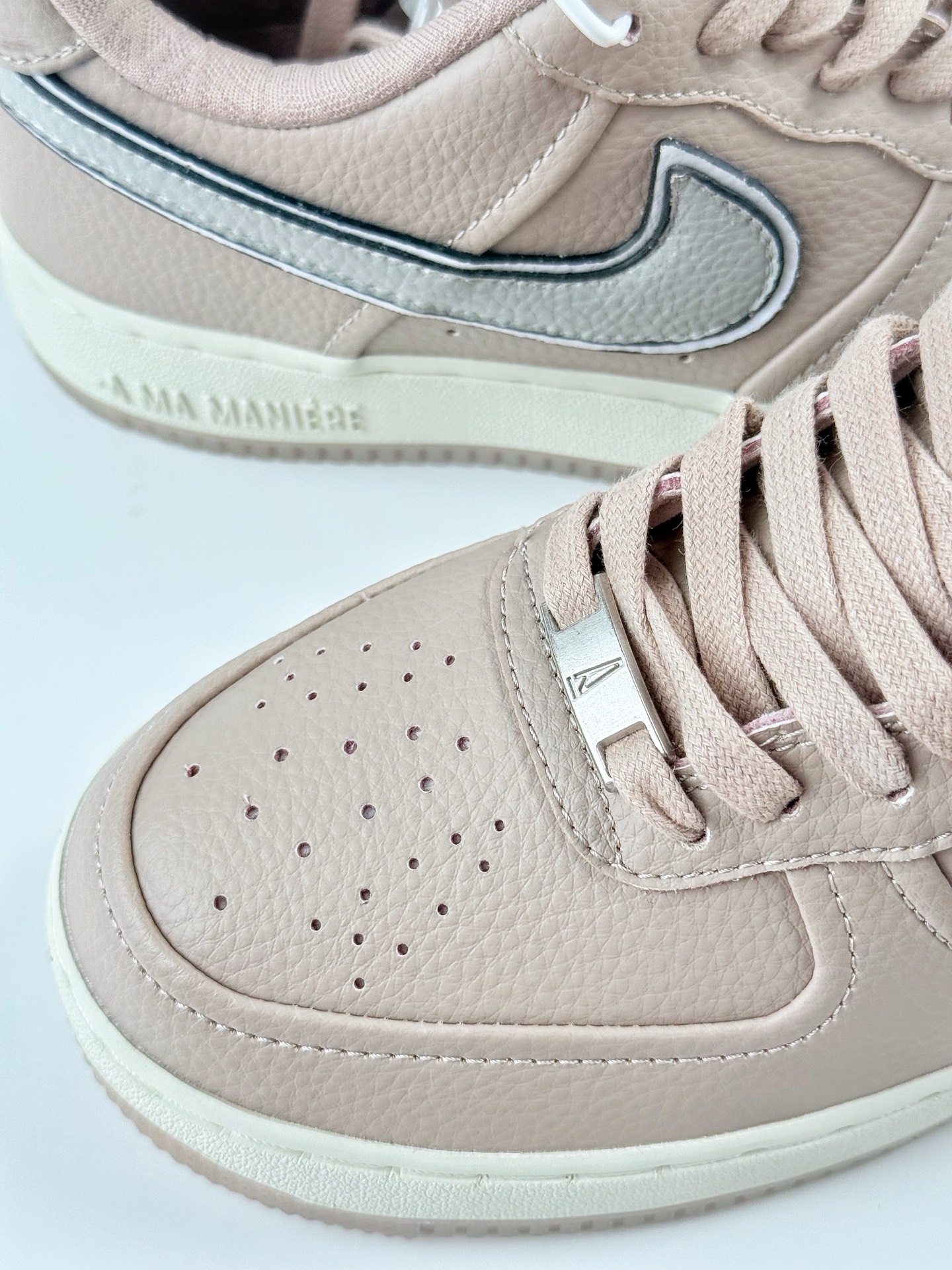 Nike Air Force 1 Low 07 x Ma Maniere 粉棕 HF4084-200