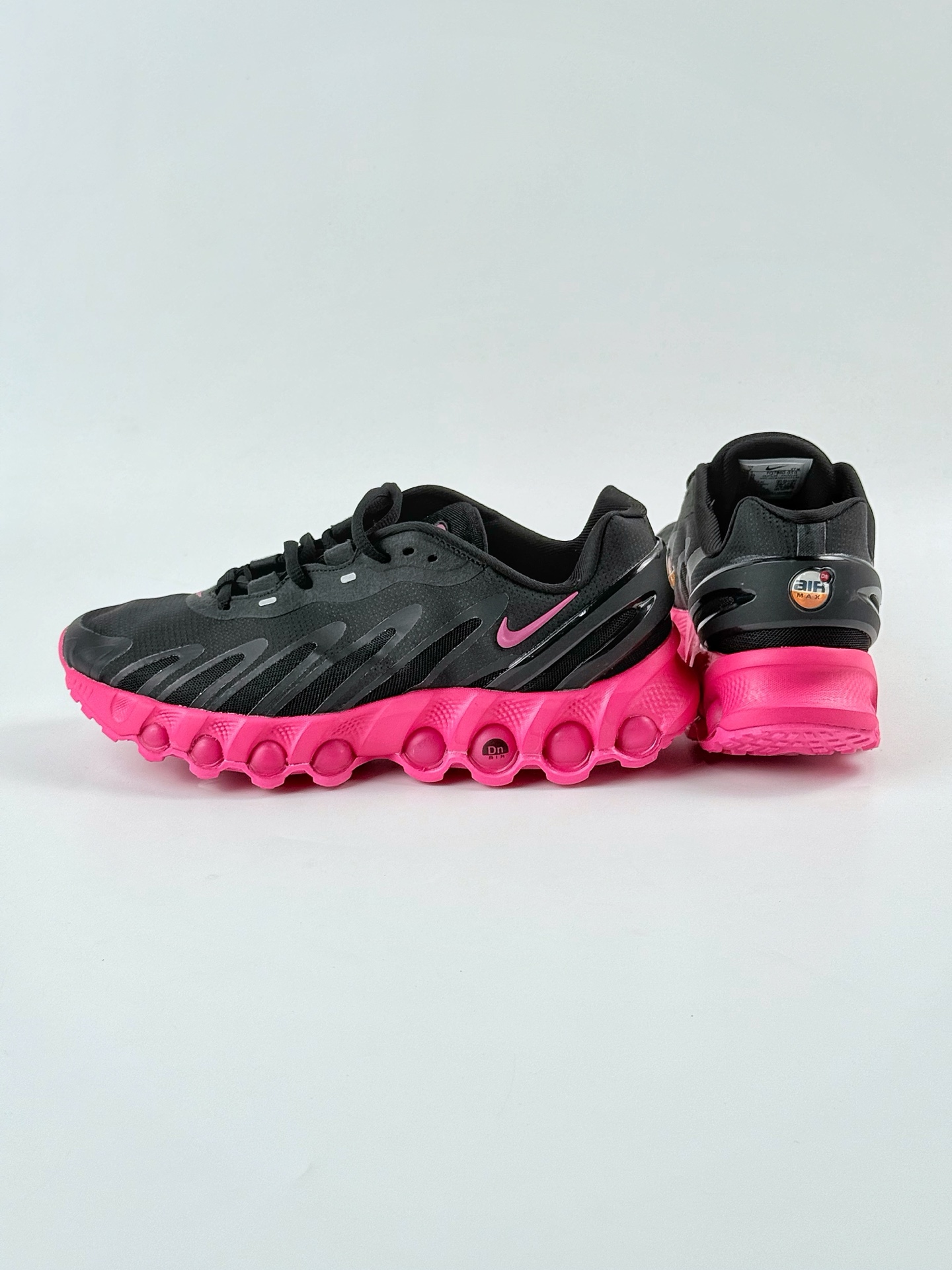 190 Nike Air Max DN8 复古减震气垫跑鞋 FQ7860-005