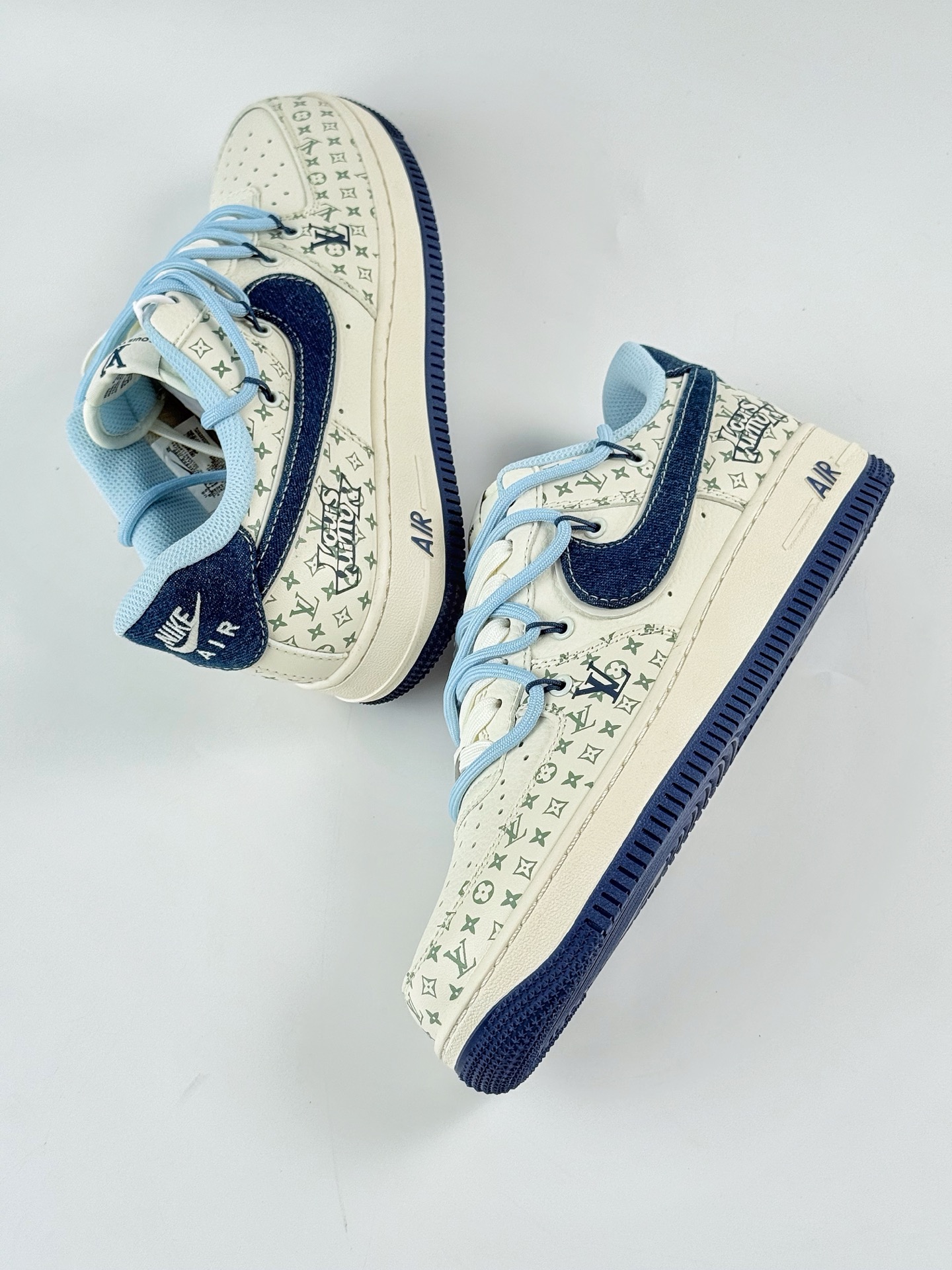 260 Nike Air Force 1 Low 07 x Louis Vuitton 白蓝 DM6868-096