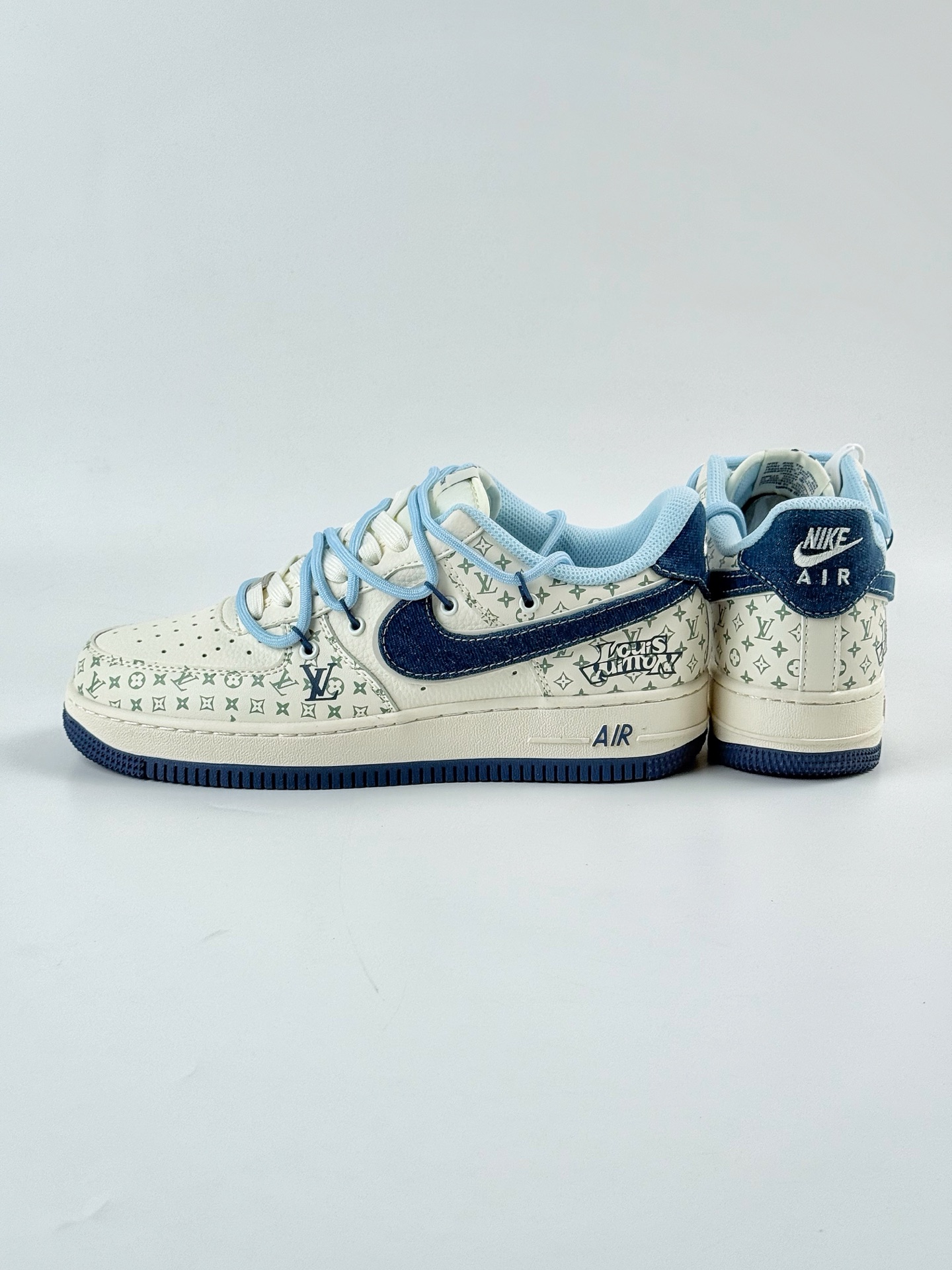 260 Nike Air Force 1 Low 07 x Louis Vuitton 白蓝 DM6868-096